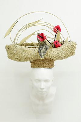 Image 4 of 40