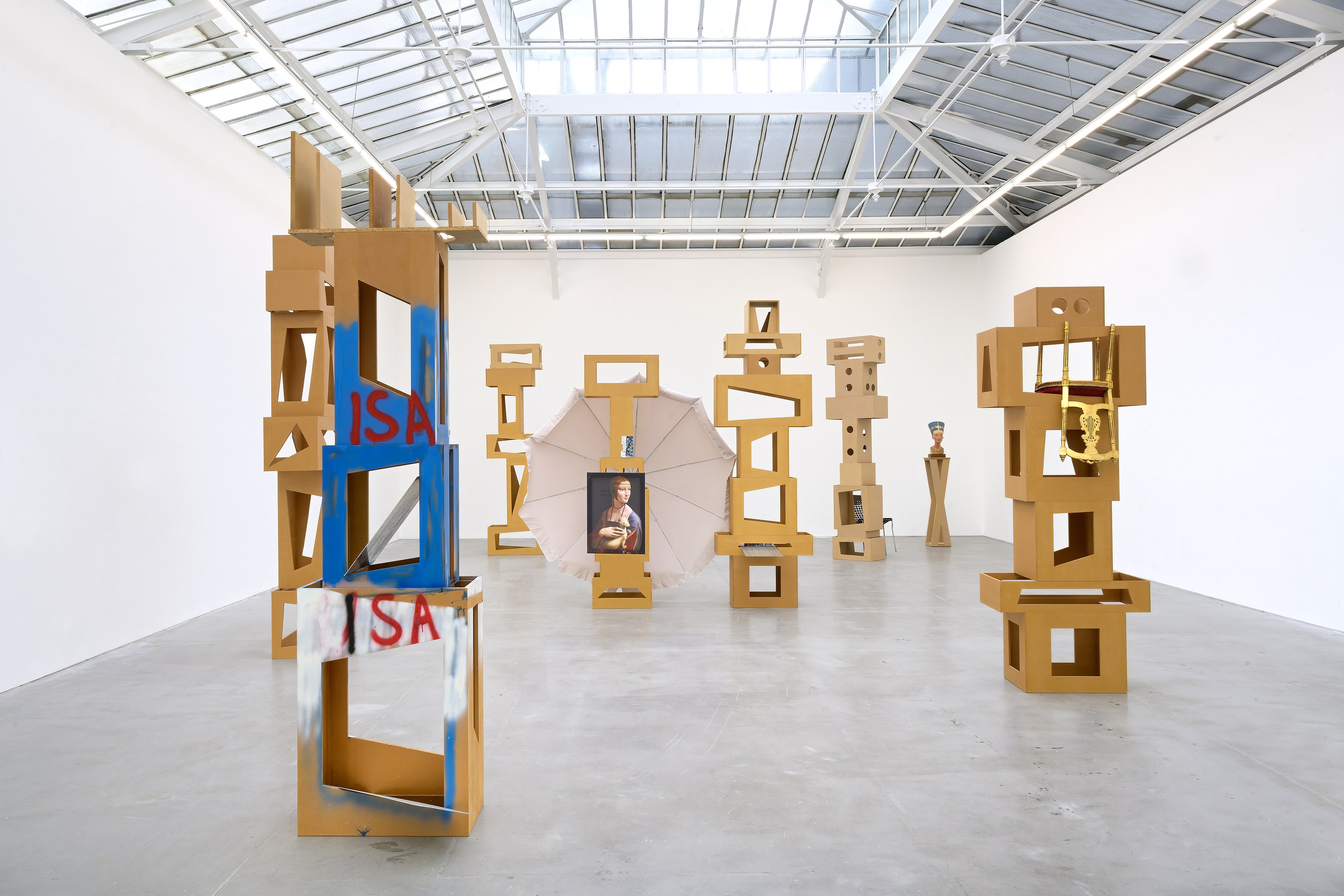 Isa Genzken, Paris New York 2020 at Josh Smith Studio, Brooklyn, photo 2