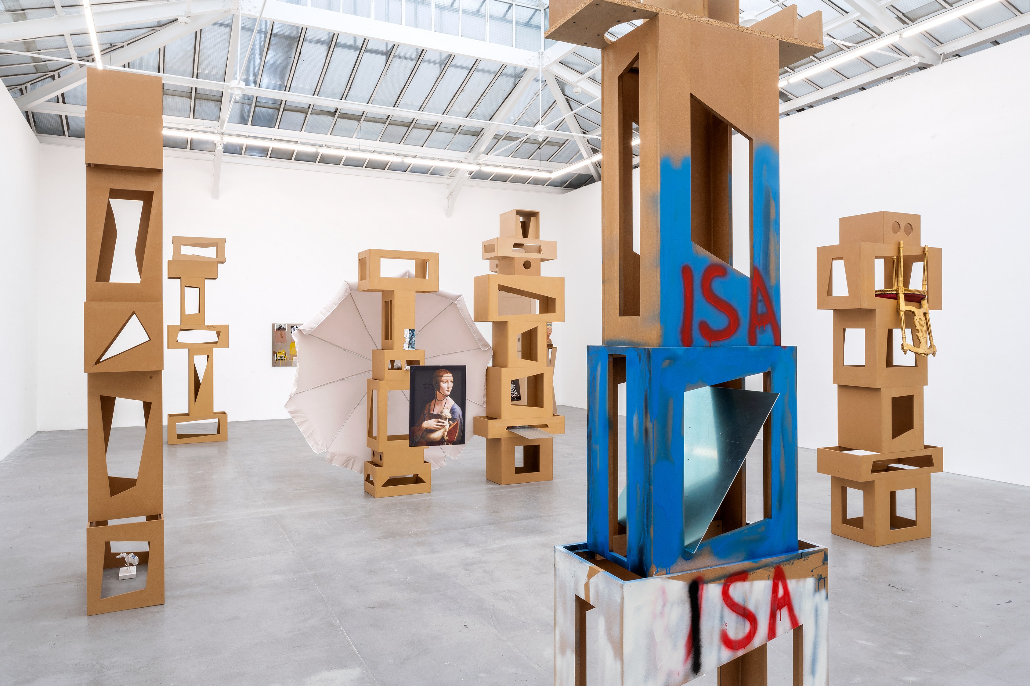 Isa Genzken, Paris New York 2020 at Josh Smith Studio, Brooklyn, photo 4