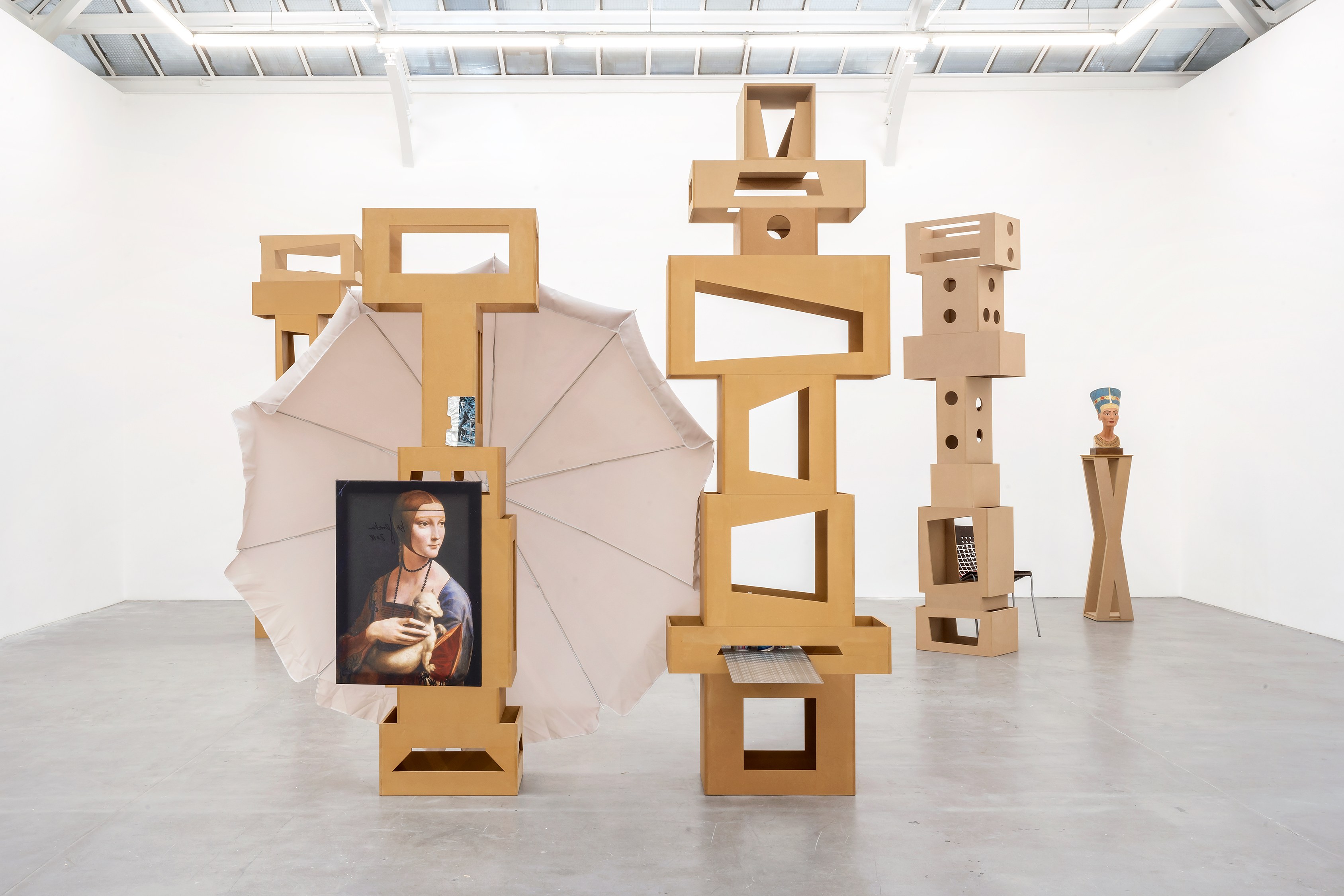 Isa Genzken, Paris New York 2020 at Josh Smith Studio, Brooklyn, photo 9