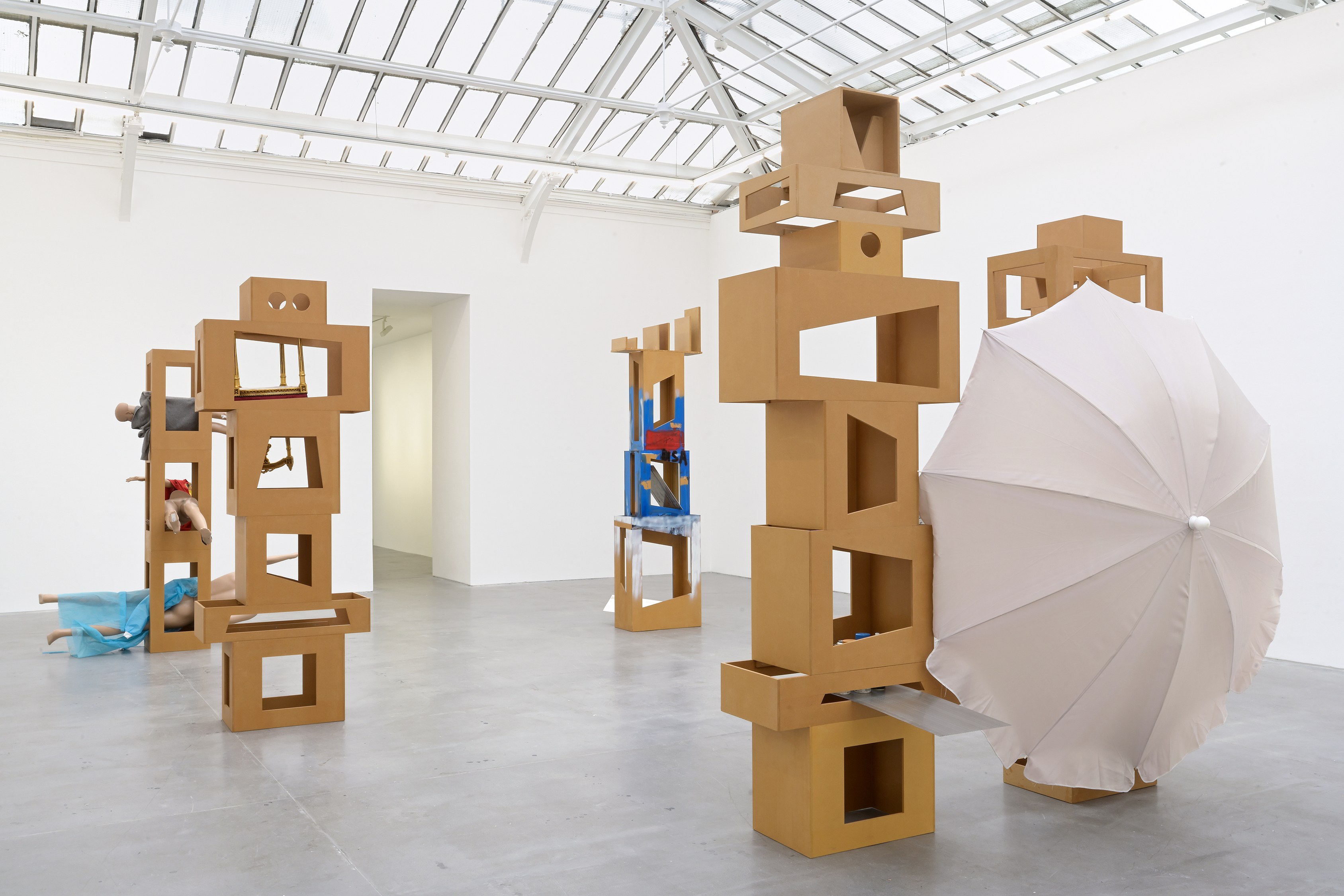 Isa Genzken, Paris New York 2020 at Josh Smith Studio, Brooklyn, photo 14