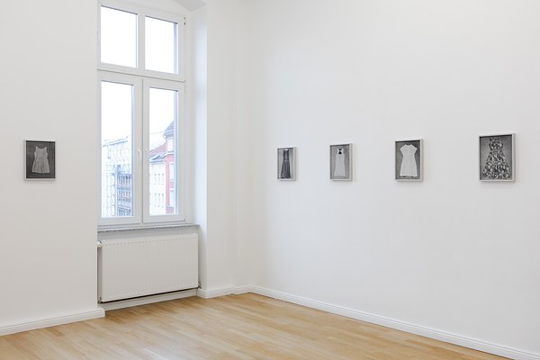 Image 7 of 28