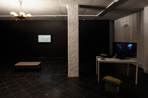 Image 3 of 90