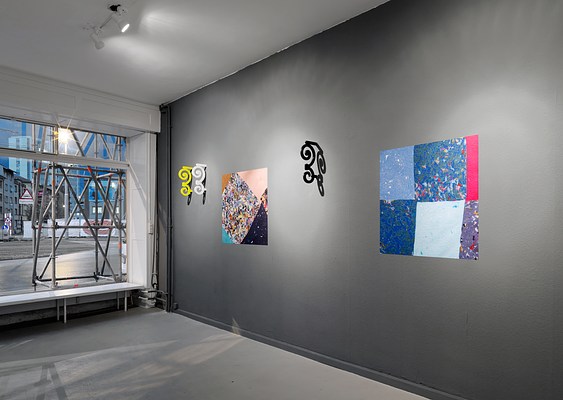 Image 4 of 22