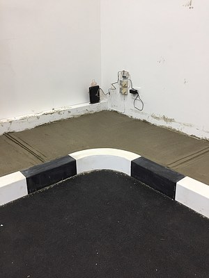 Image 14 of 32