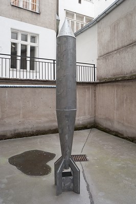 Image 25 of 27