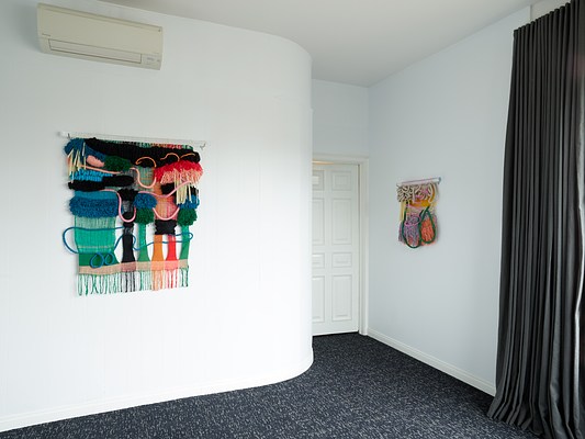 Image 3 of 7
