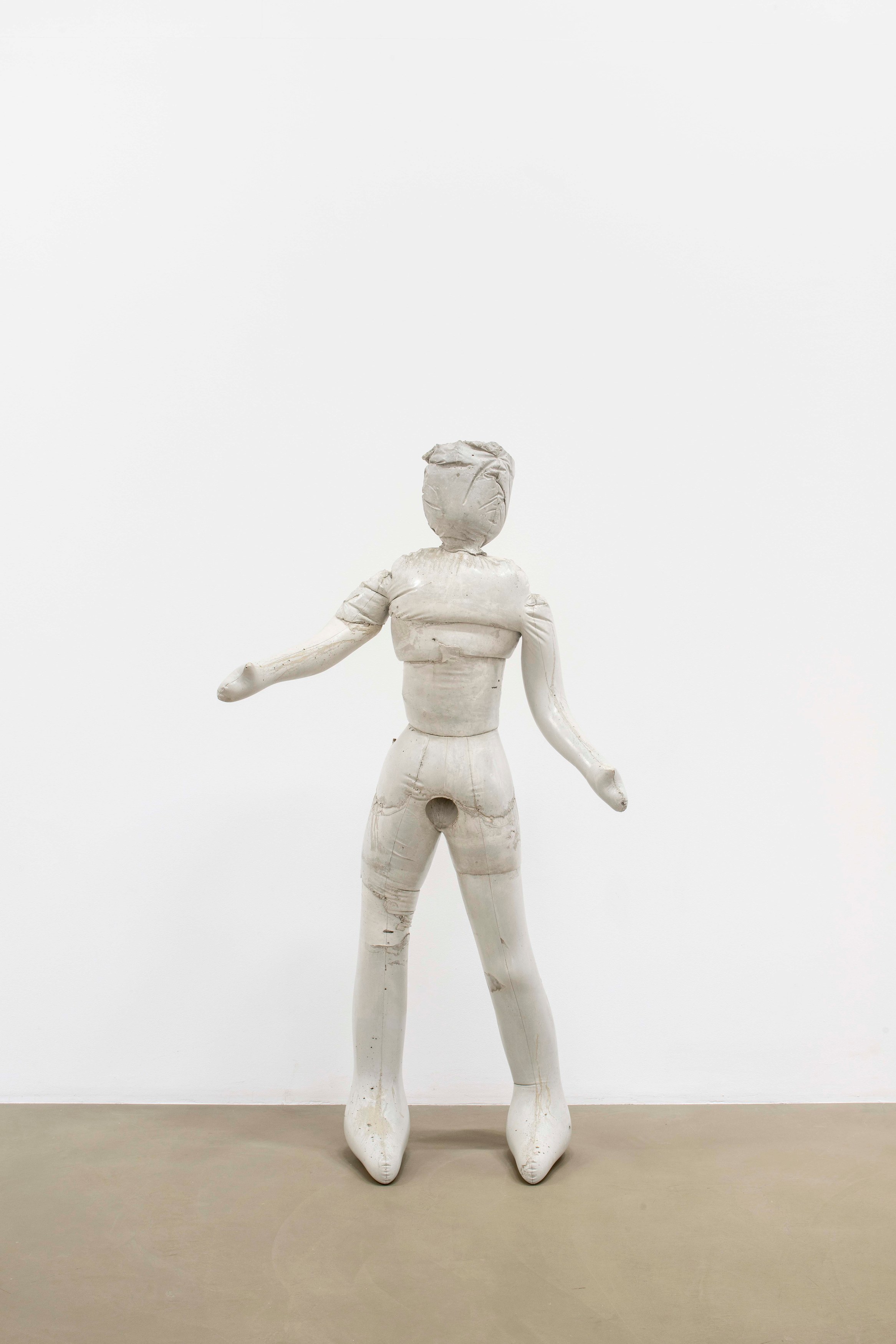 Jean-Luc Moulène, Implicites & Objets at Galerie Chantal Crousel, photo 10