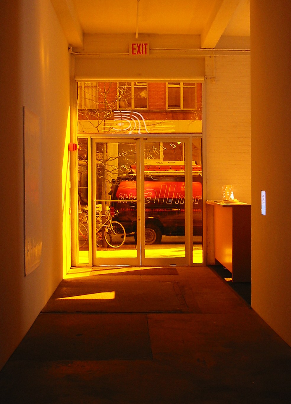 Philippe Parreno, Alien Seasons at Petzel, photo 3