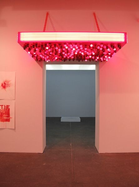 Philippe Parreno, Suicide in Vermillon Sands at Petzel, photo 10