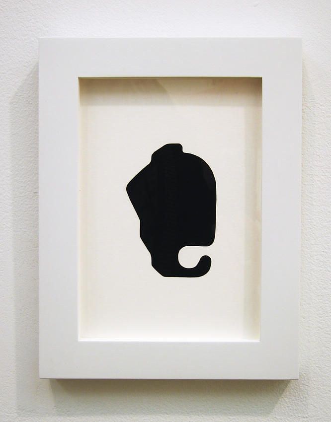Allan McCollum, Shapes from Maine at Petzel, photo 4