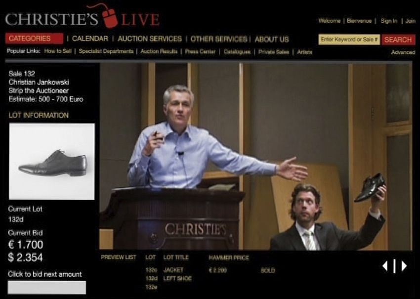 Christian Jankowski, Strip the Auctioneer at Petzel, photo 4
