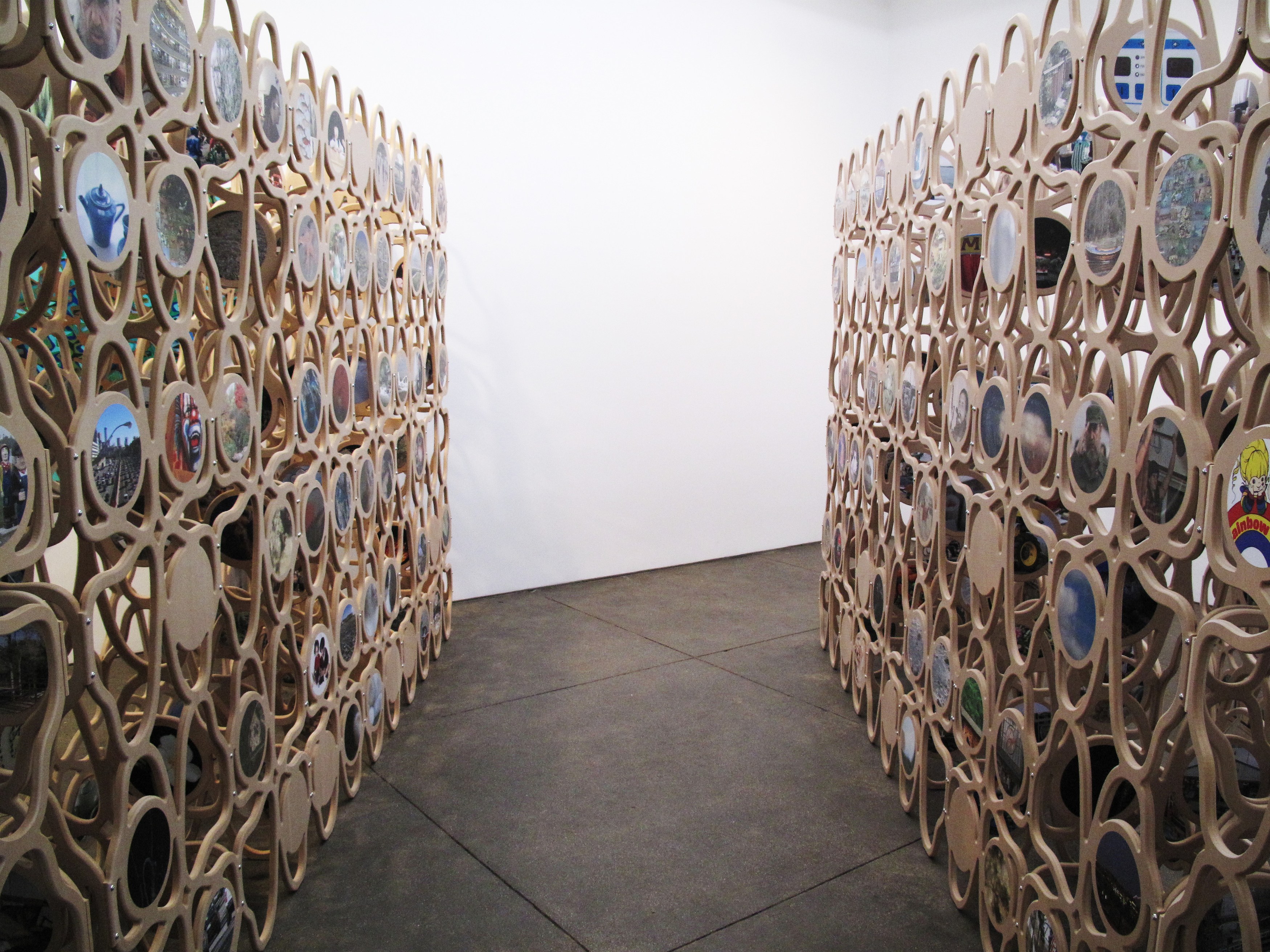 Jorge Pardo, Untitled at Petzel, photo 4