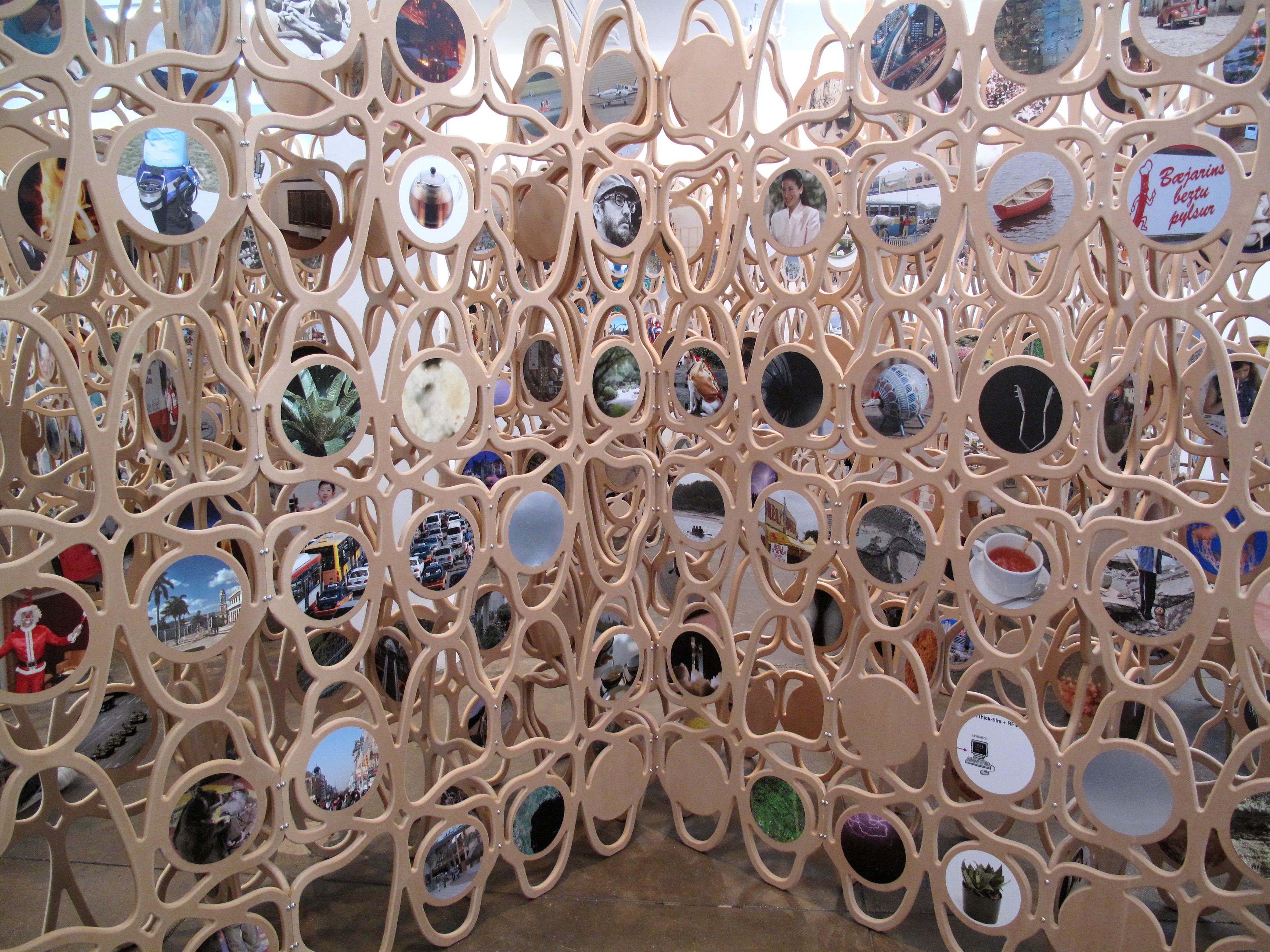 Jorge Pardo, Untitled at Petzel, photo 13