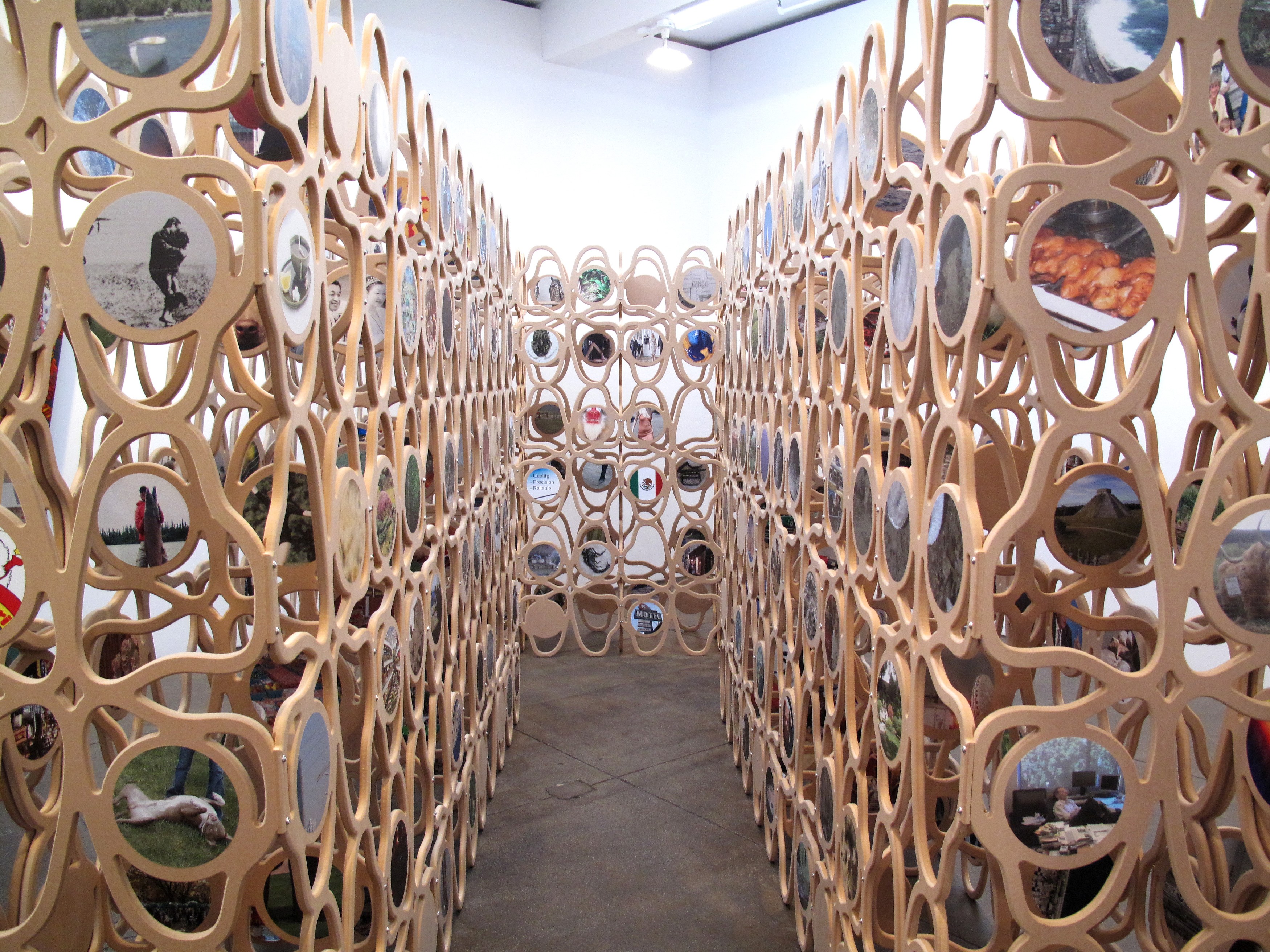 Jorge Pardo, Untitled at Petzel, photo 9