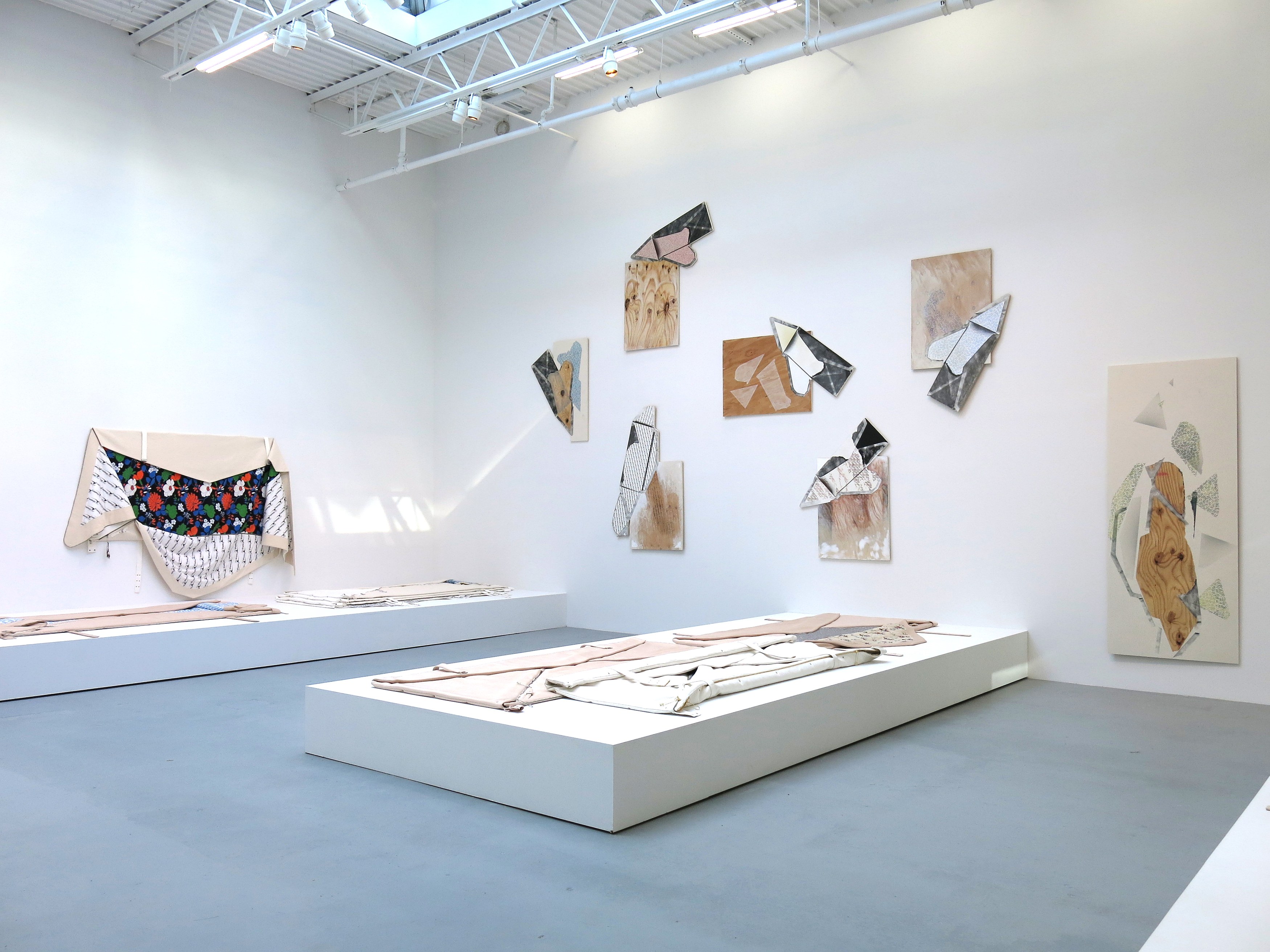 Seth Price, Folklore U.S. at Petzel, photo 12