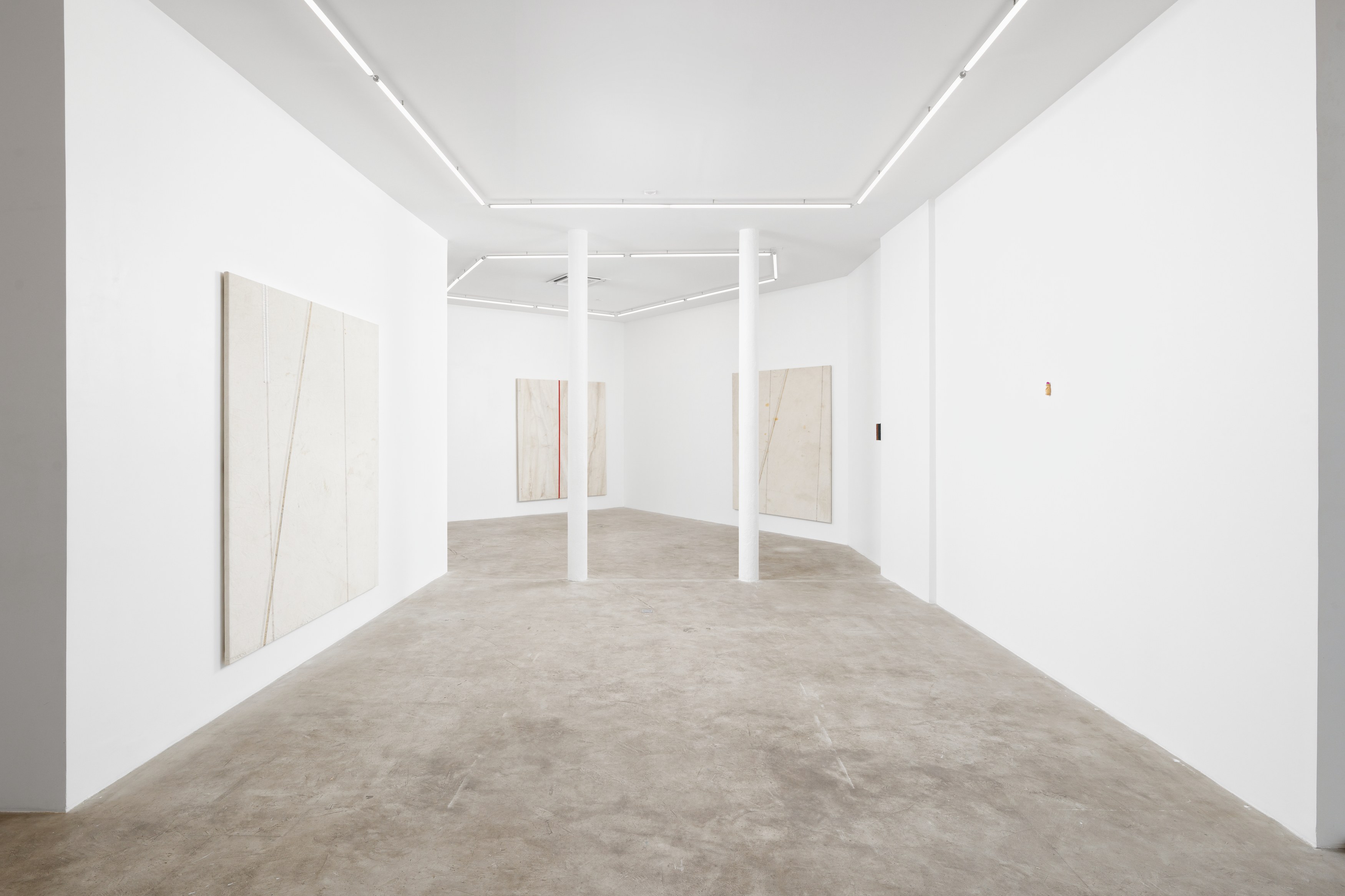 Alex Ayed, Roaring Forties at Galerie Balice Hertling, photo 2