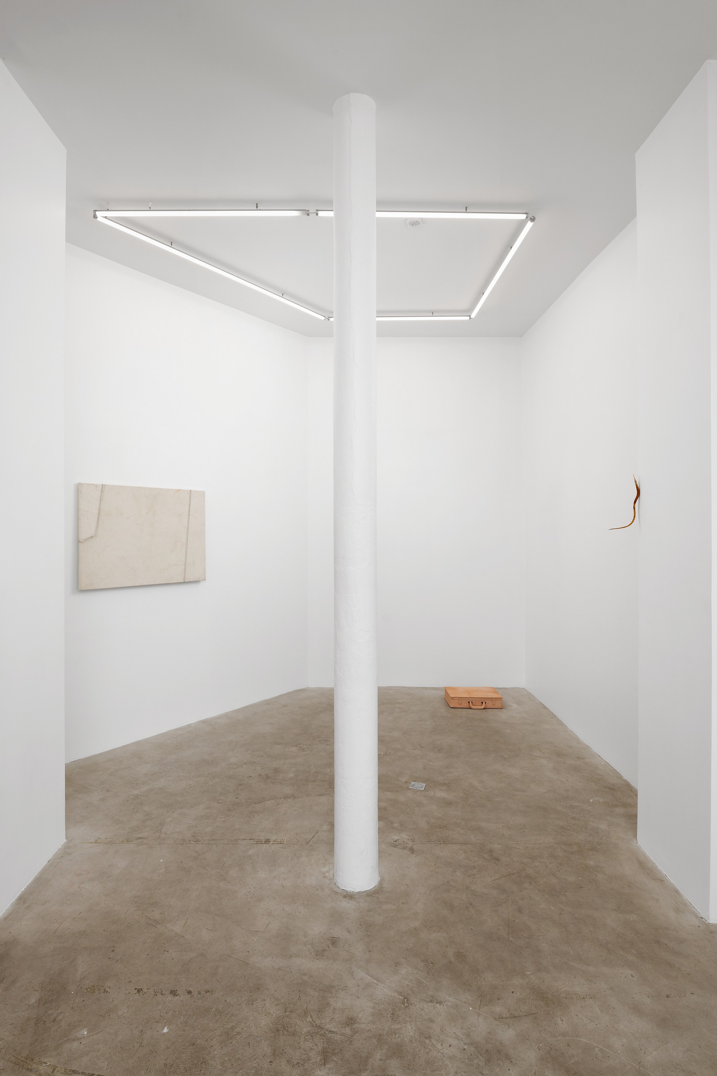 Alex Ayed, Roaring Forties at Galerie Balice Hertling, photo 4