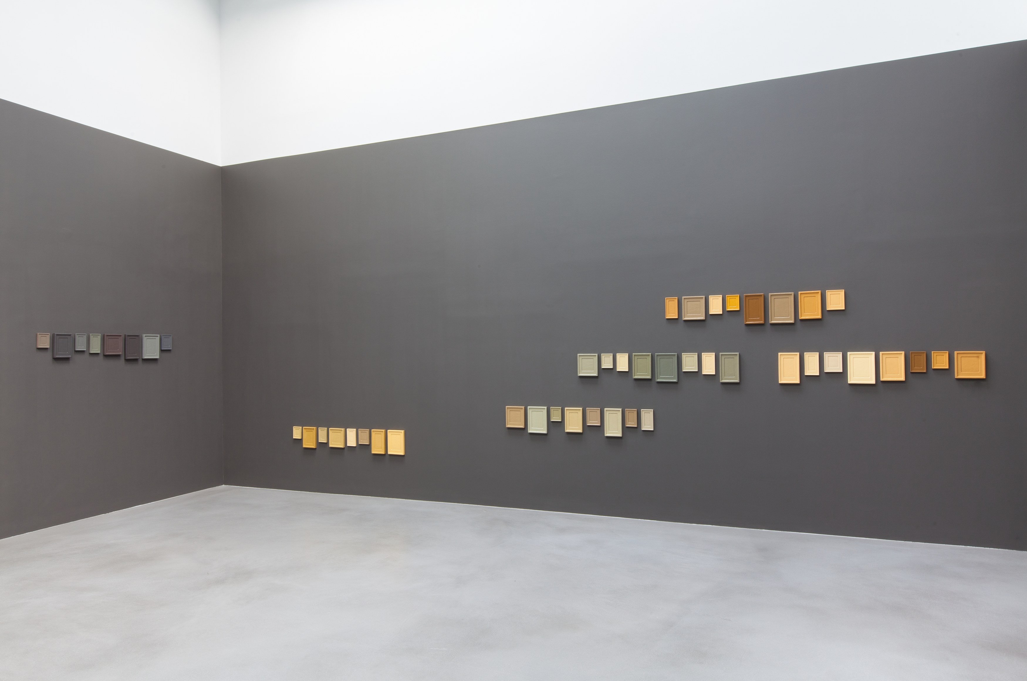 Allan McCollum, Plaster Surrogates Colored and Organized by Andrea Zittel at Petzel, photo 4