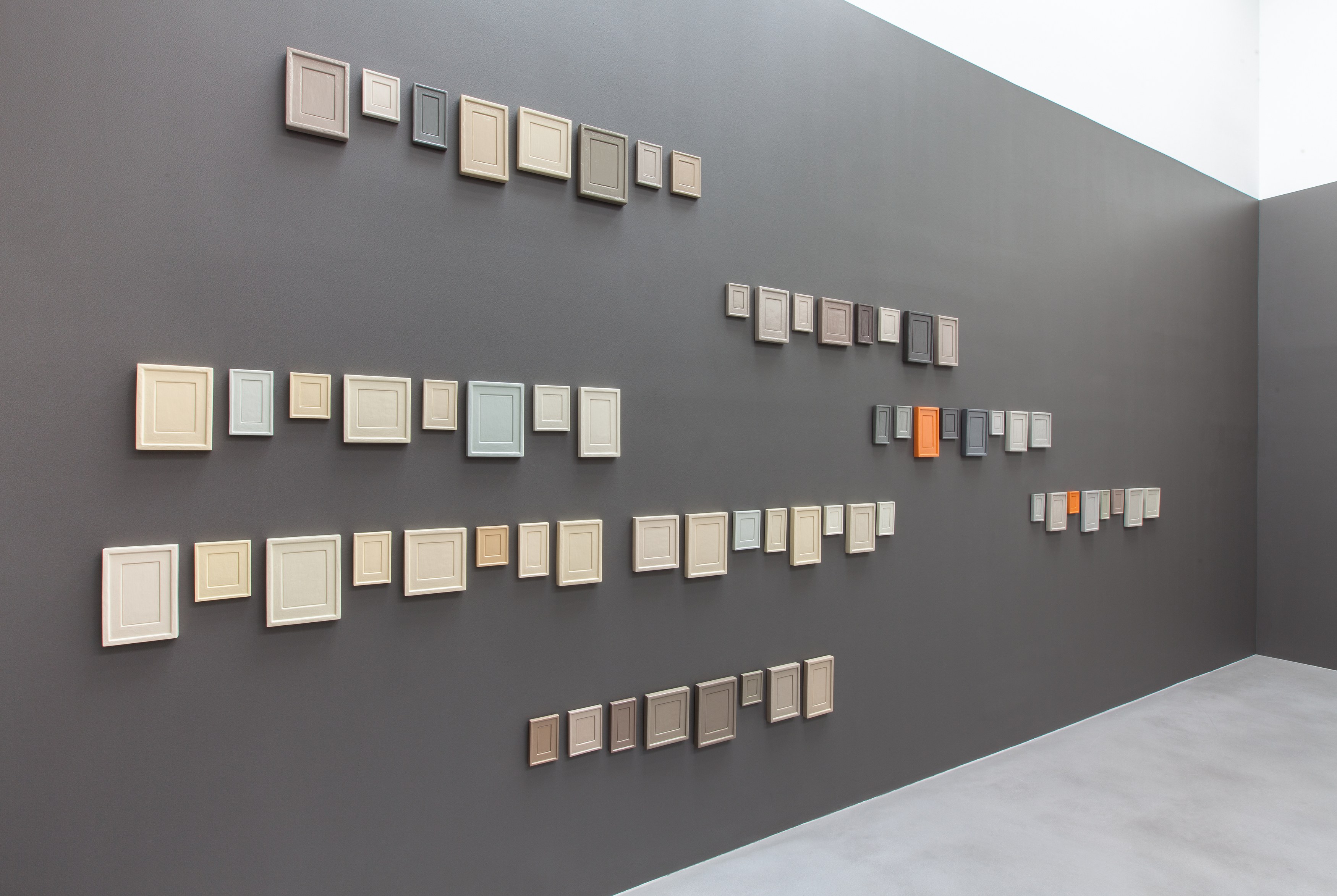 Allan McCollum, Plaster Surrogates Colored and Organized by Andrea Zittel at Petzel, photo 6