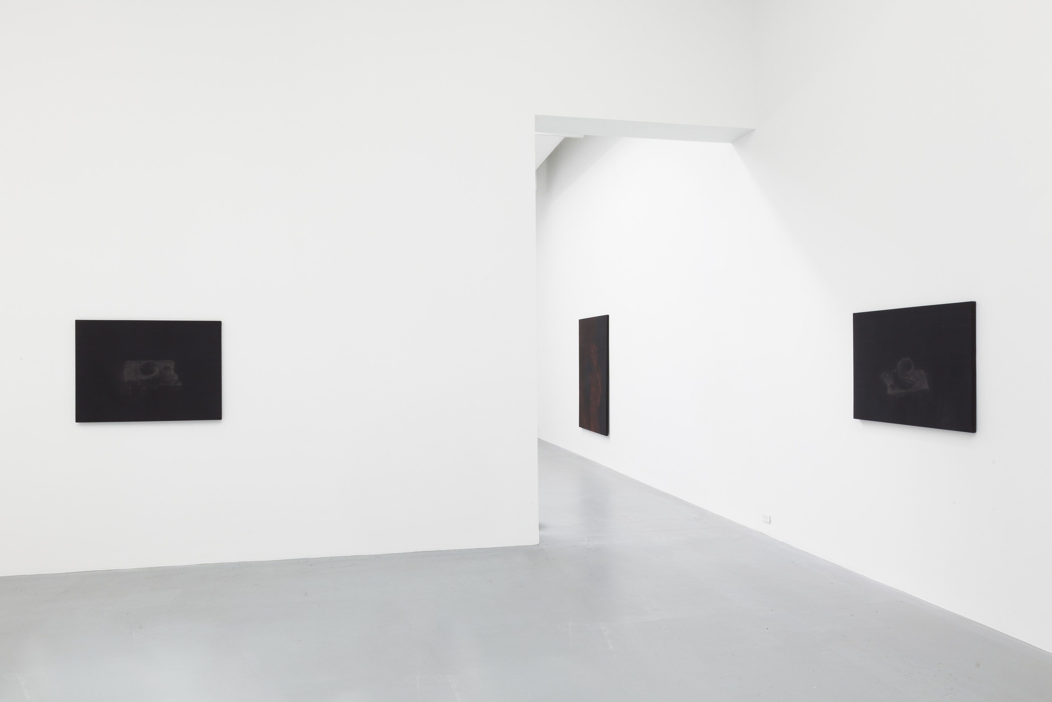 Troy Brauntuch, Untitled at Petzel, photo 3