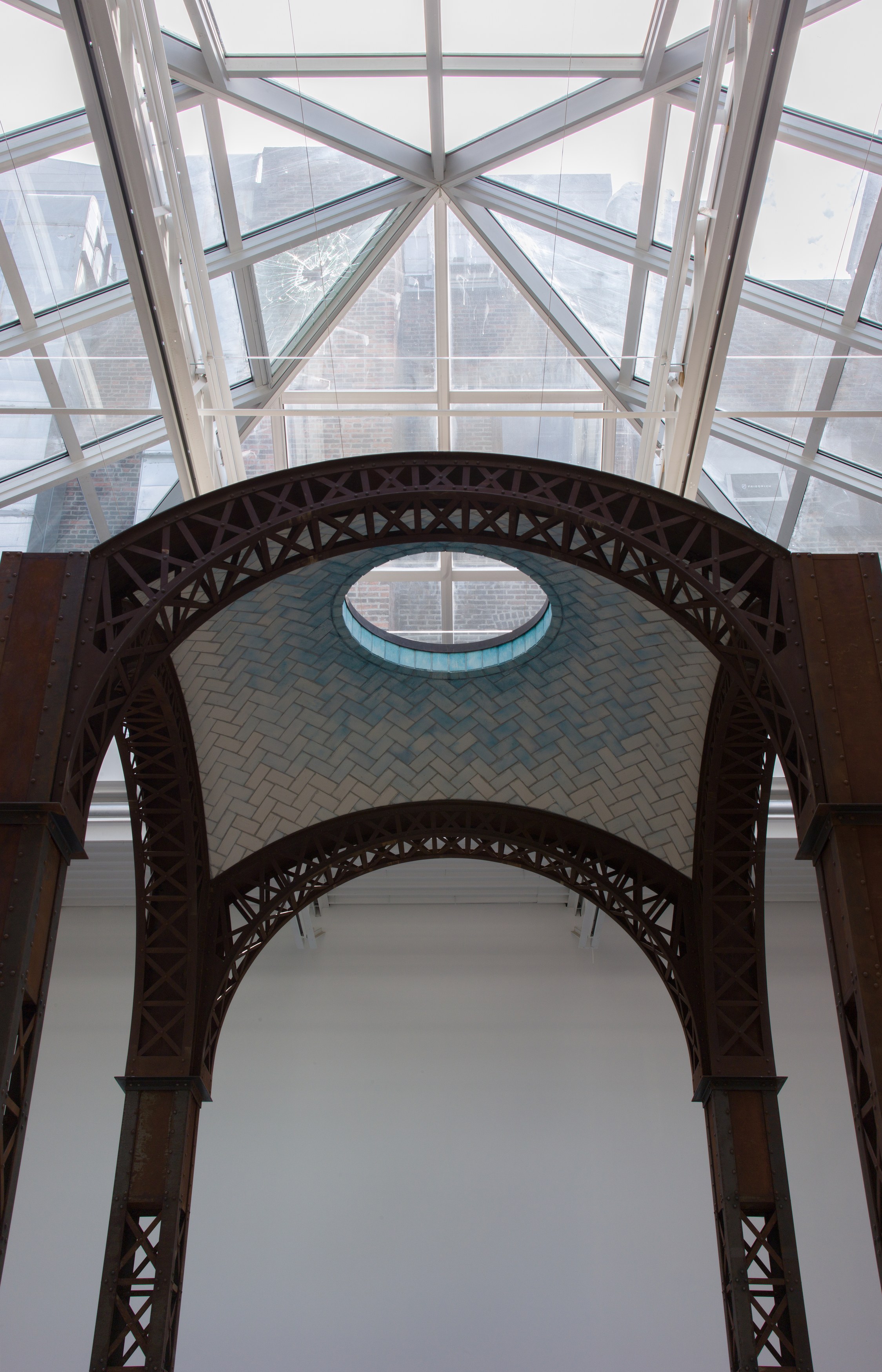 Keith Edmier, Regeneratrix at Petzel, photo 7