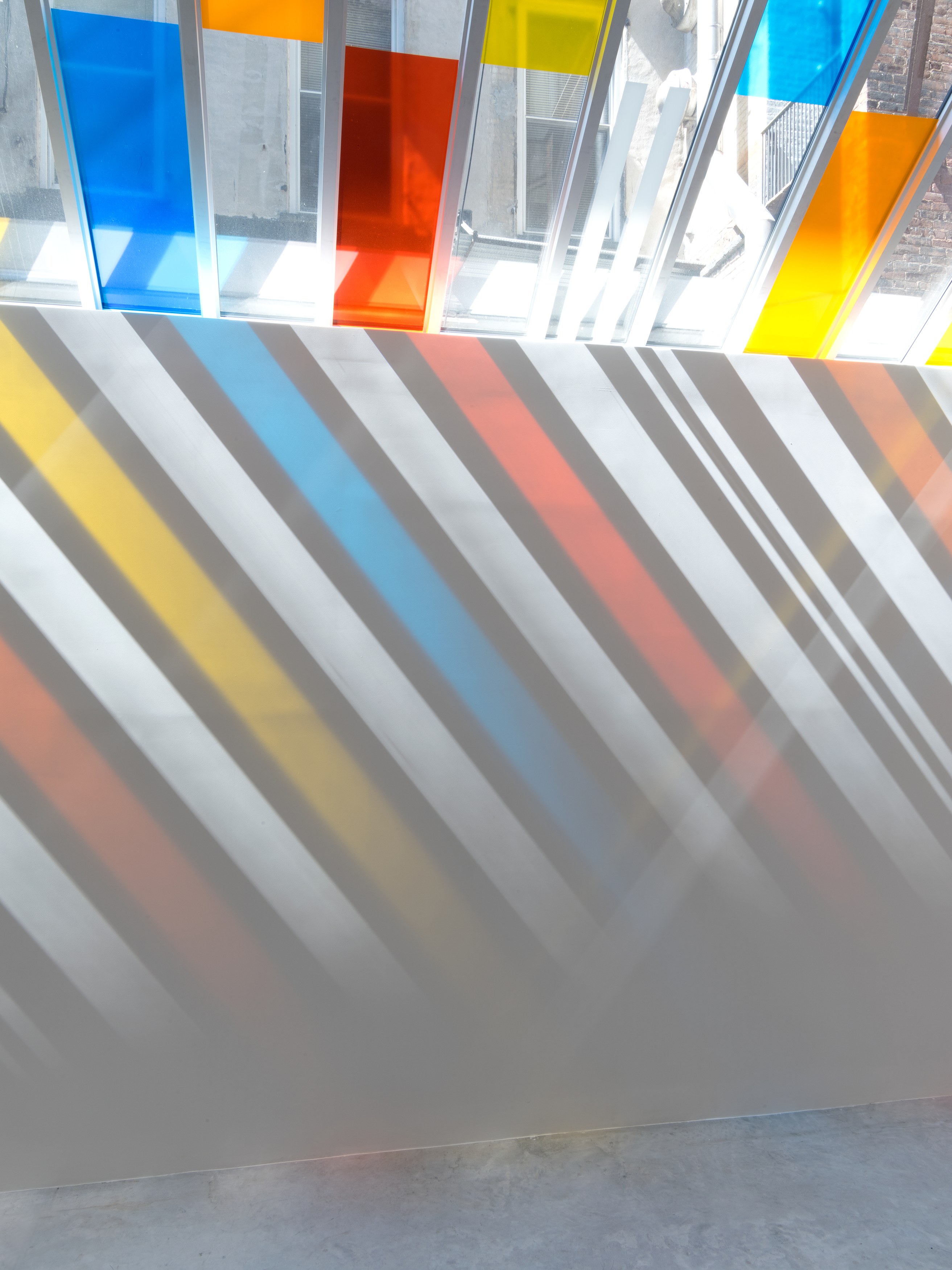 Daniel Buren, To Align: works in situ 2017 at Bortolami, photo 3