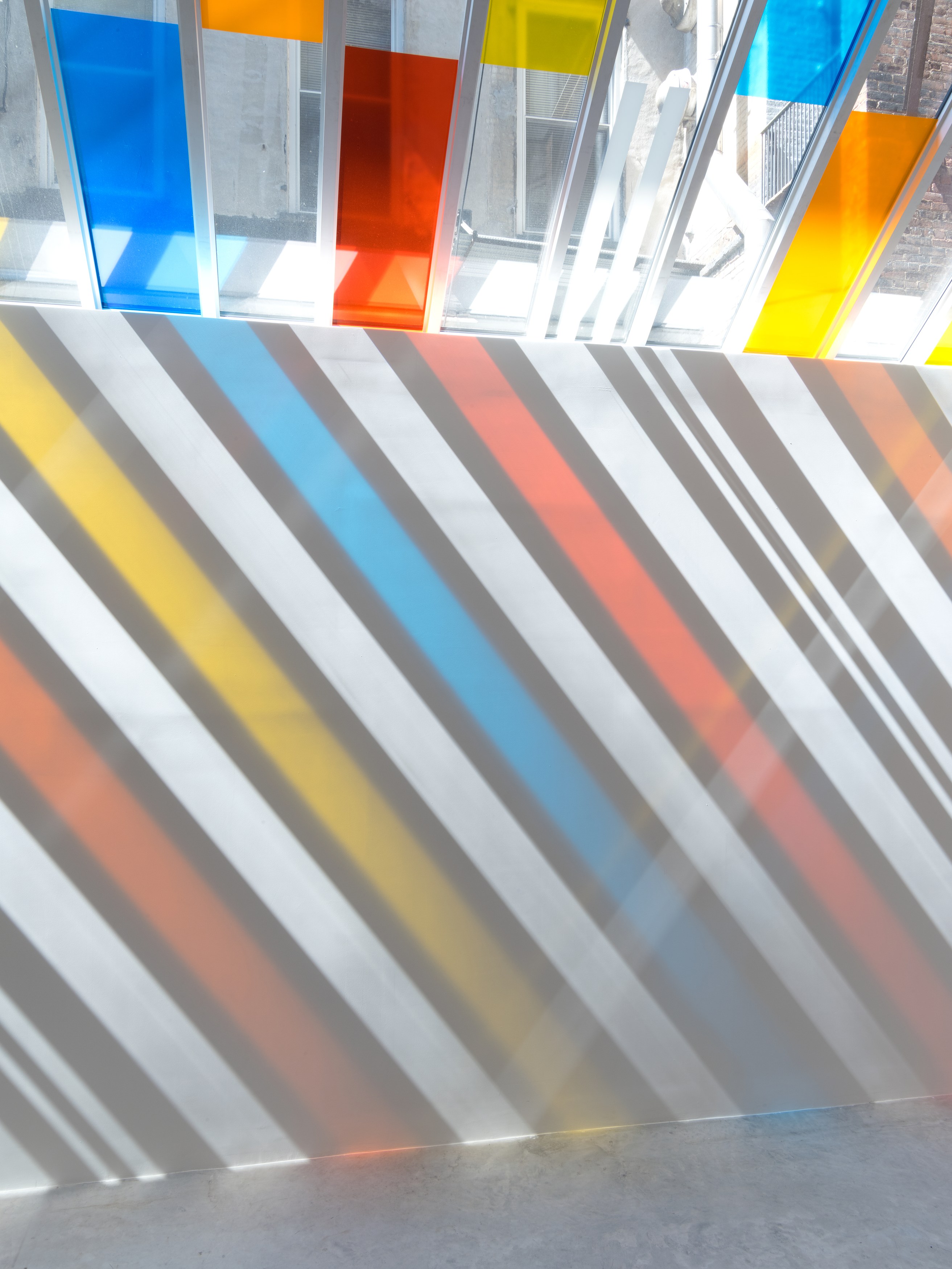 Daniel Buren, To Align: works in situ 2017 at Bortolami, photo 4