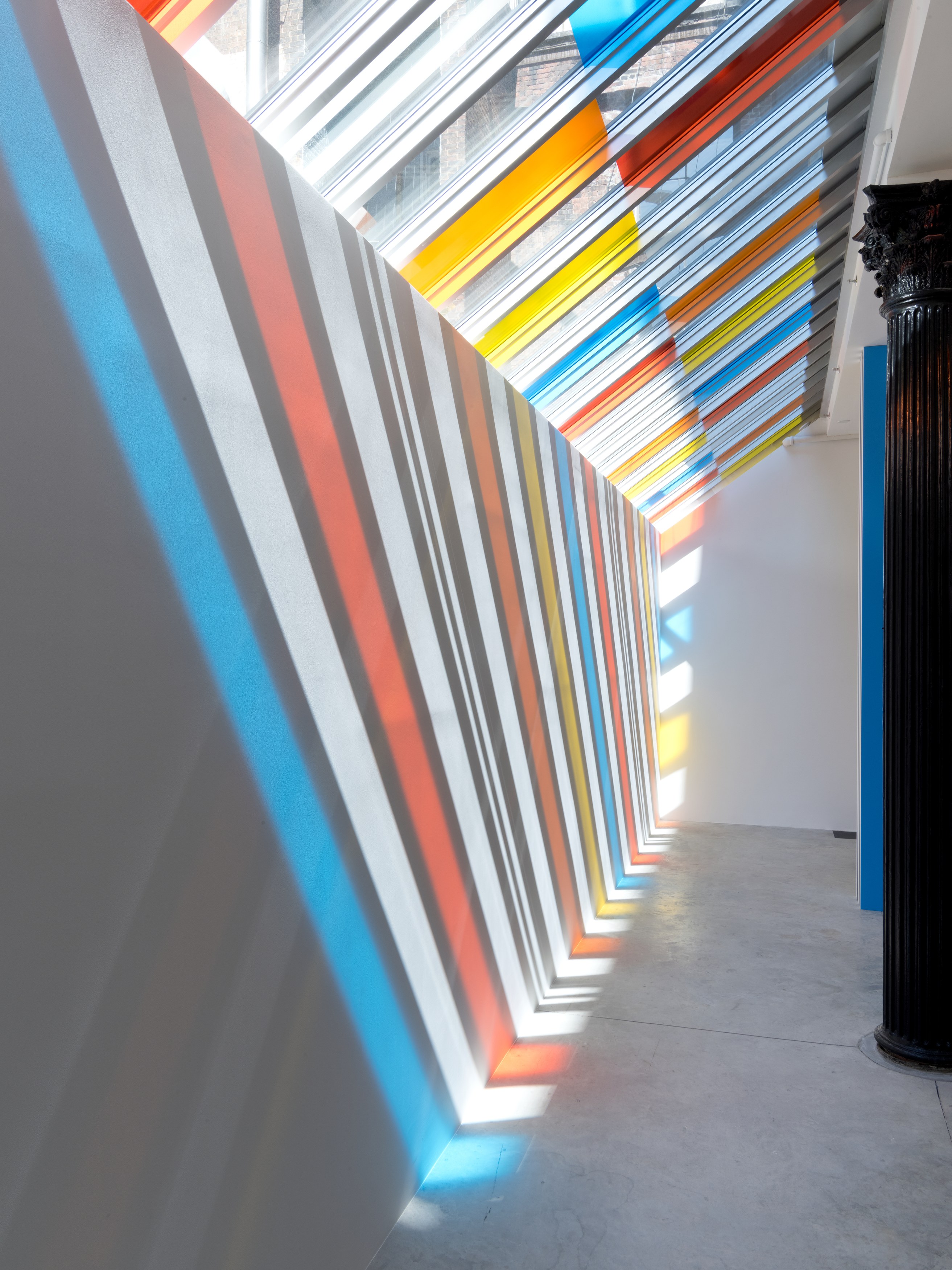 Daniel Buren, To Align: works in situ 2017 at Bortolami, photo 7