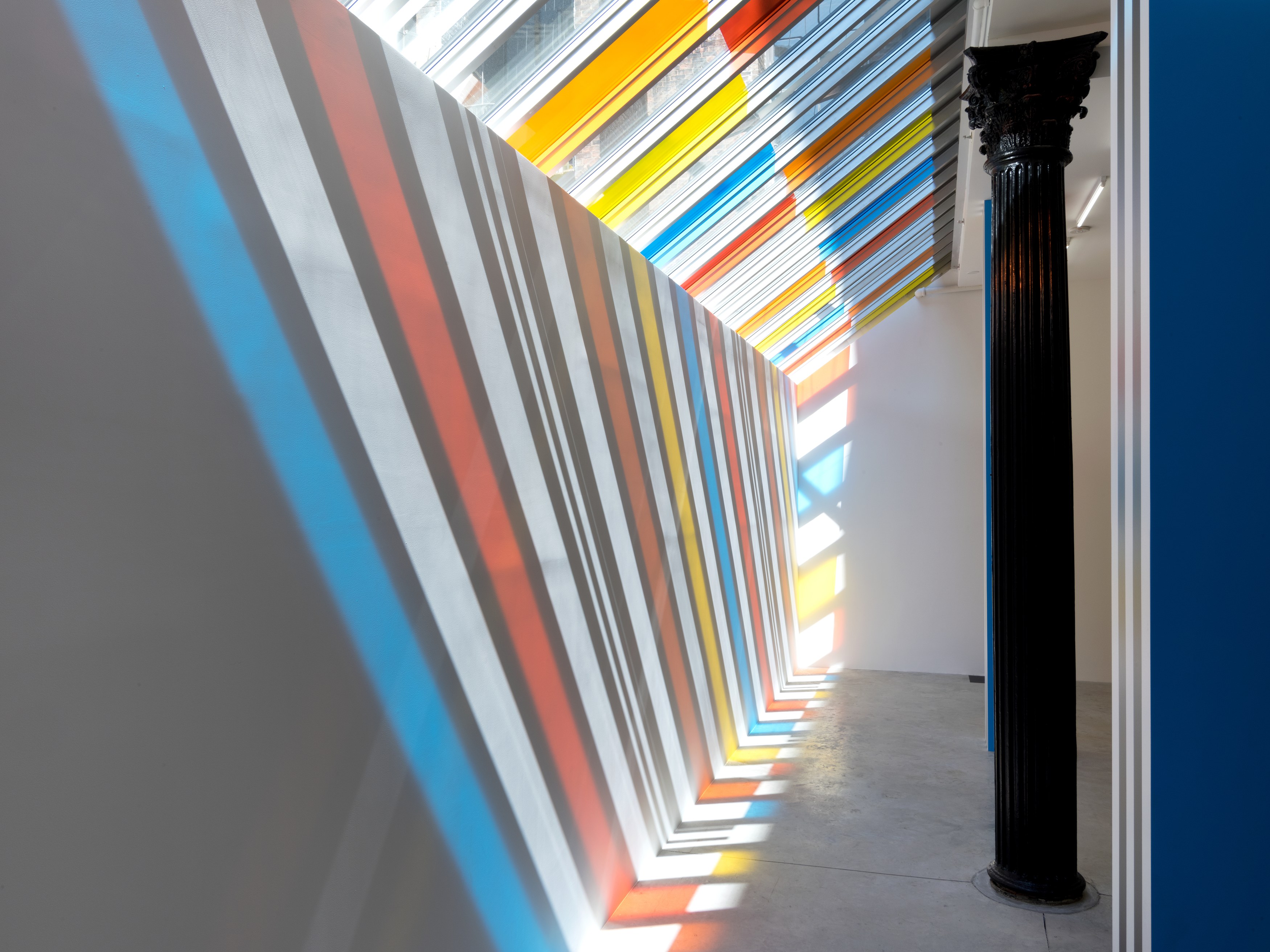 Daniel Buren, To Align: works in situ 2017 at Bortolami, photo 10