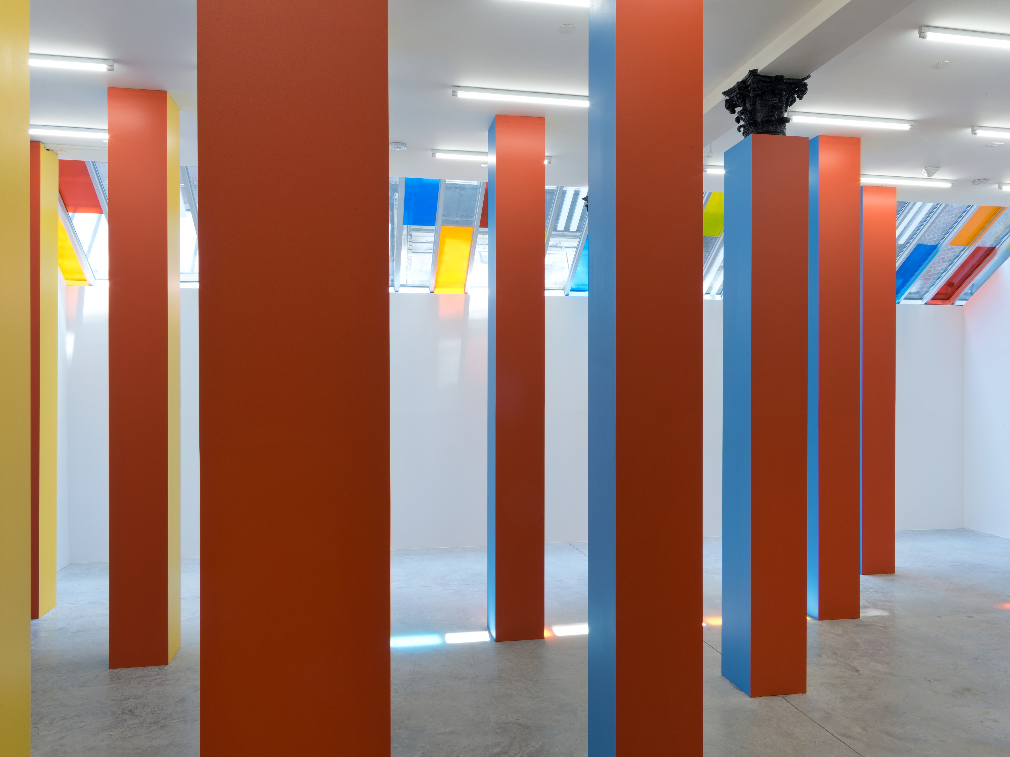 Daniel Buren, To Align: works in situ 2017 at Bortolami, photo 38