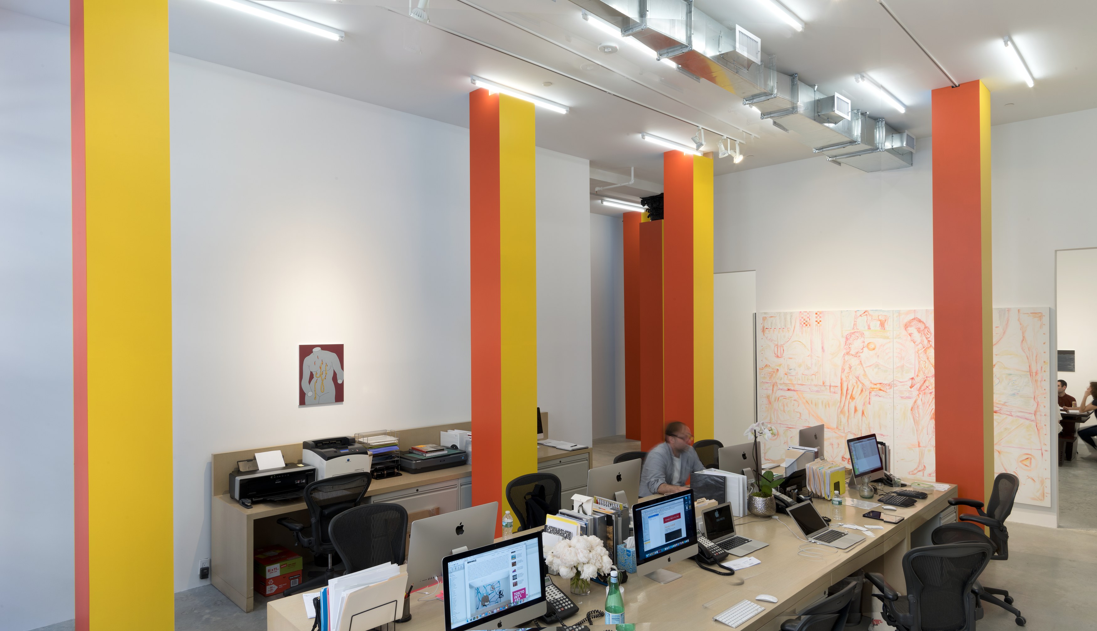 Daniel Buren, To Align: works in situ 2017 at Bortolami, photo 54