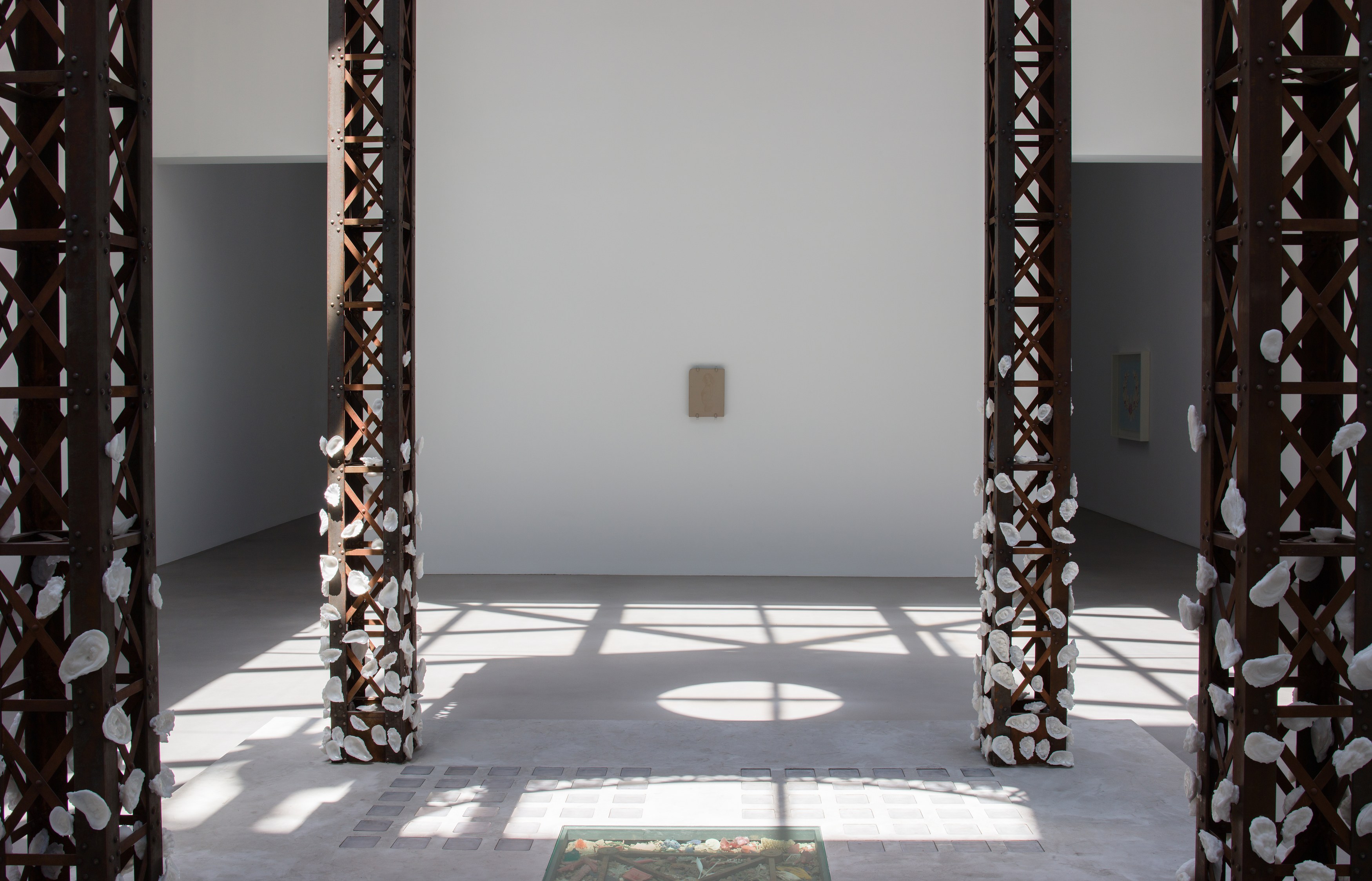 Keith Edmier, Regeneratrix at Petzel, photo 9