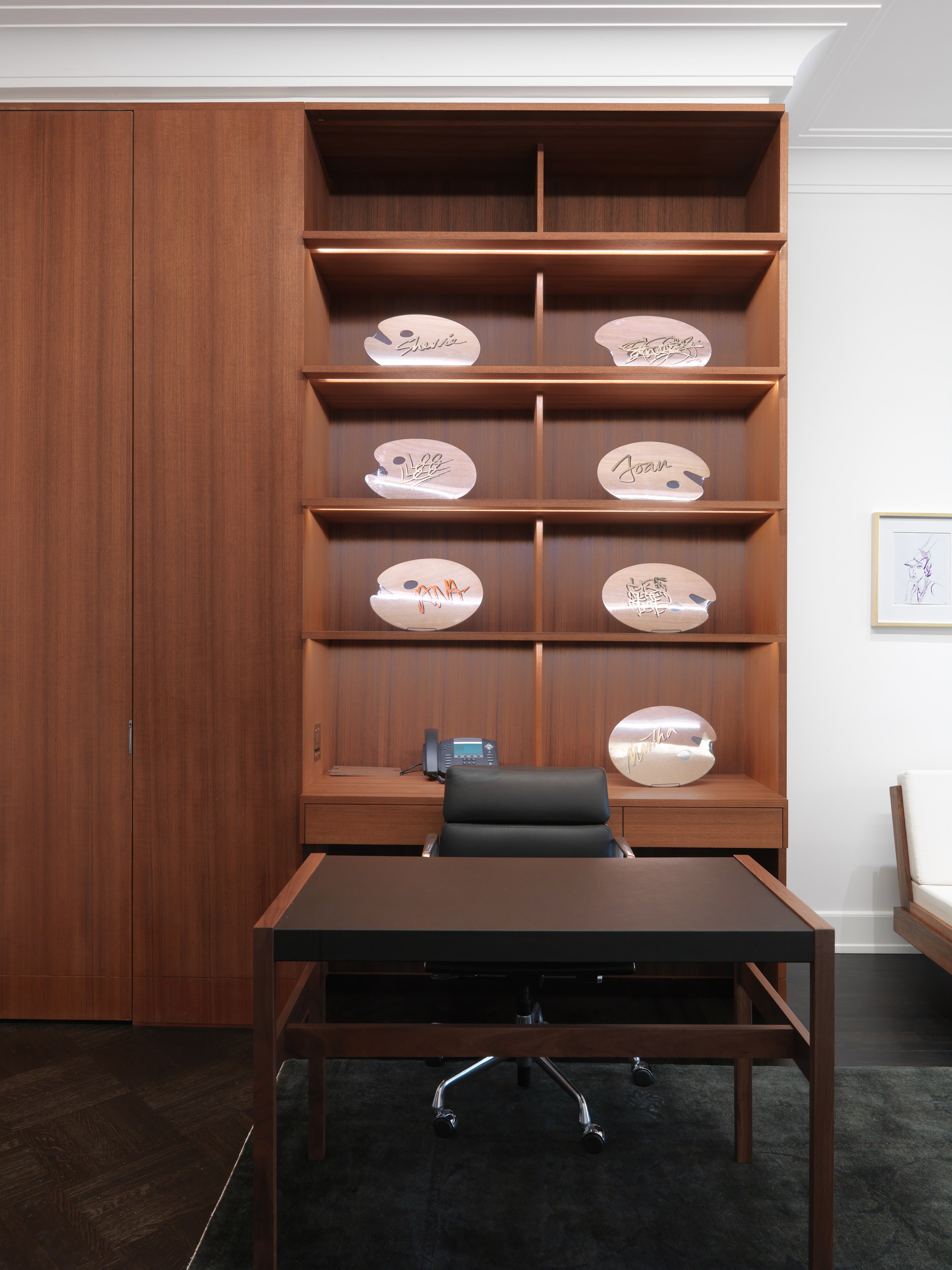 Seth Price, Drawings: Studies for Works 2000-2015 at Petzel, photo 3