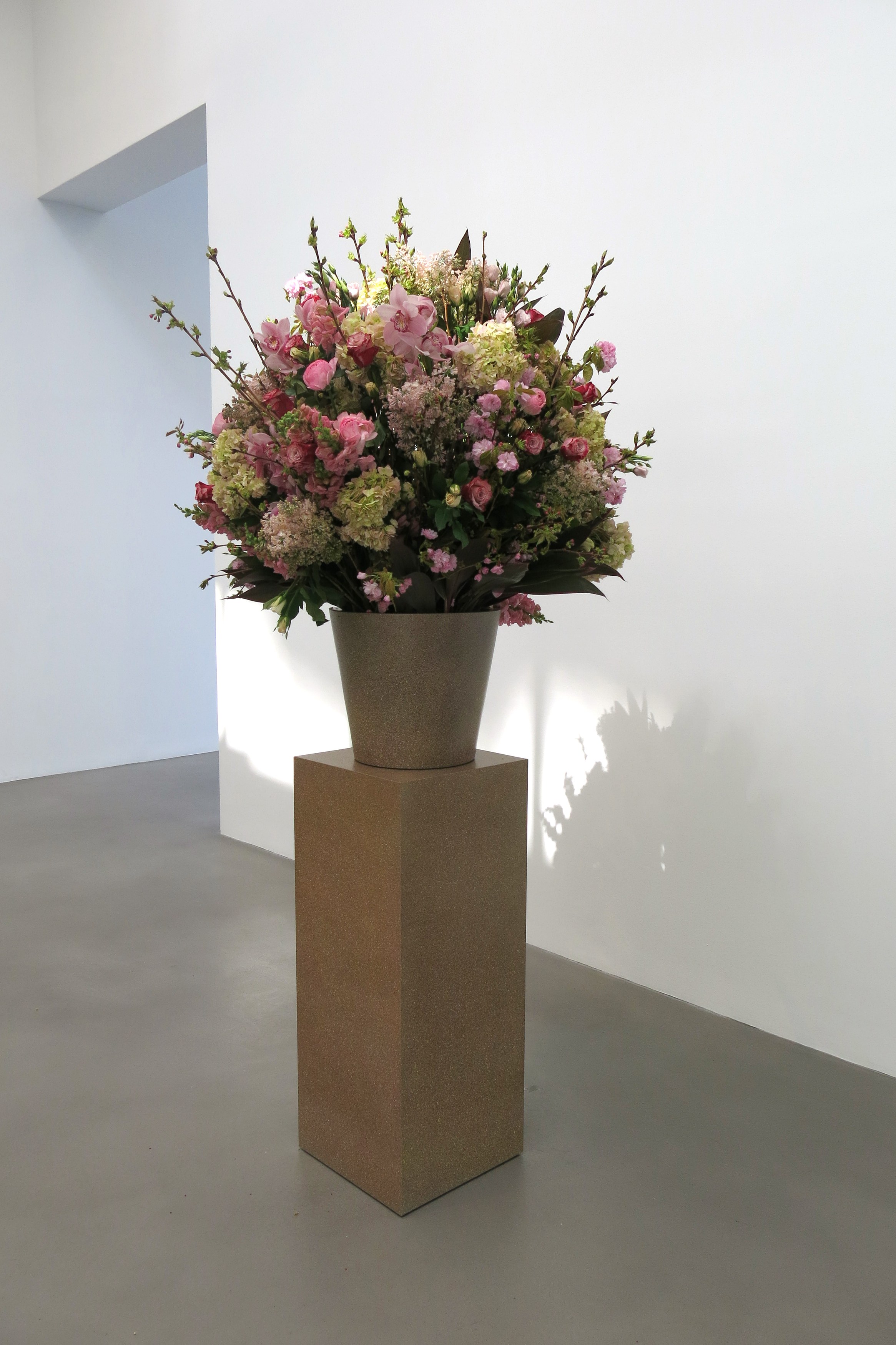 Willem de Rooij, Rye Wonk at Petzel, photo 10