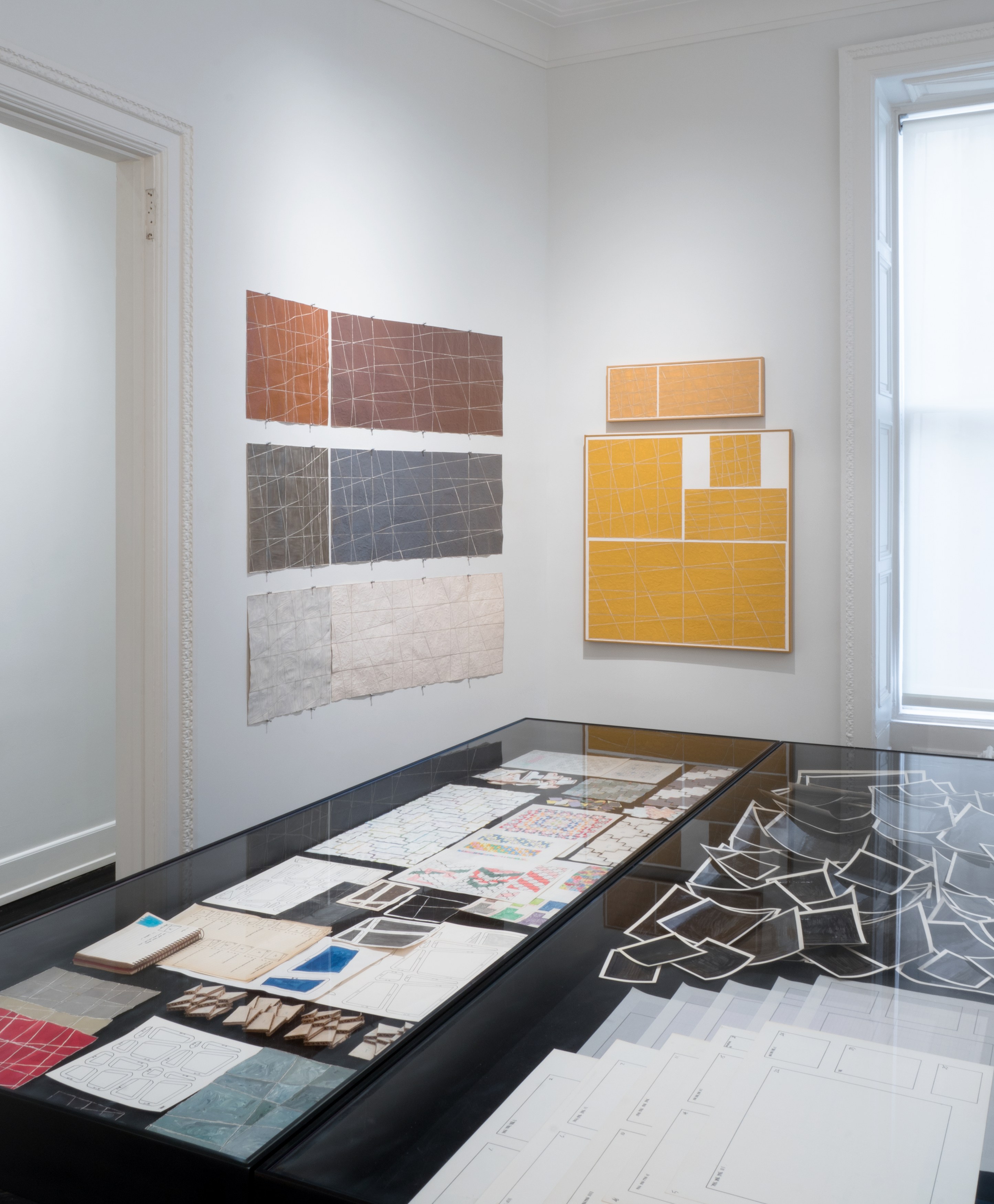 Allan McCollum, Works: 1968–1977 at Petzel, photo 17