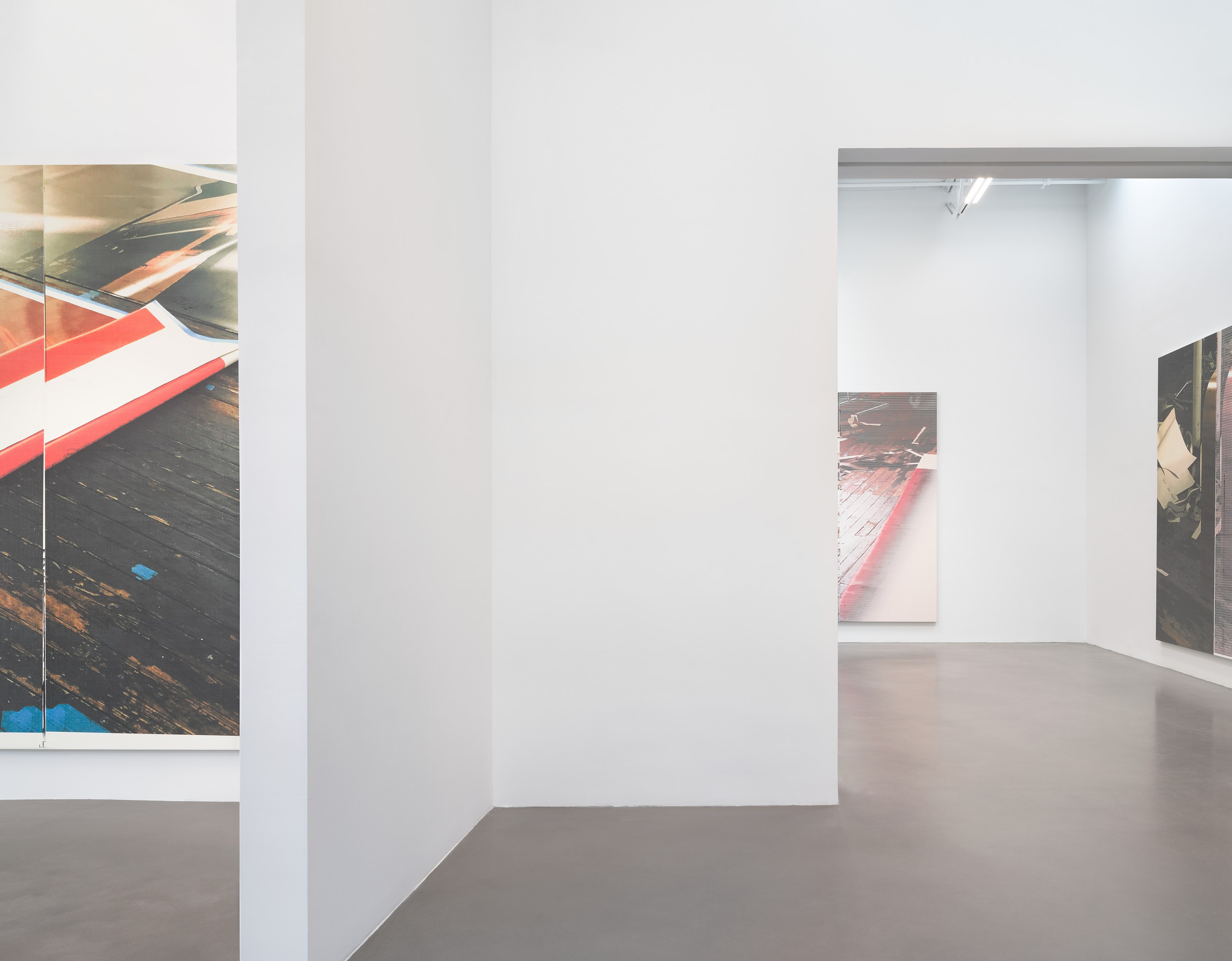 Wade Guyton, Patagonia at Petzel, photo 3