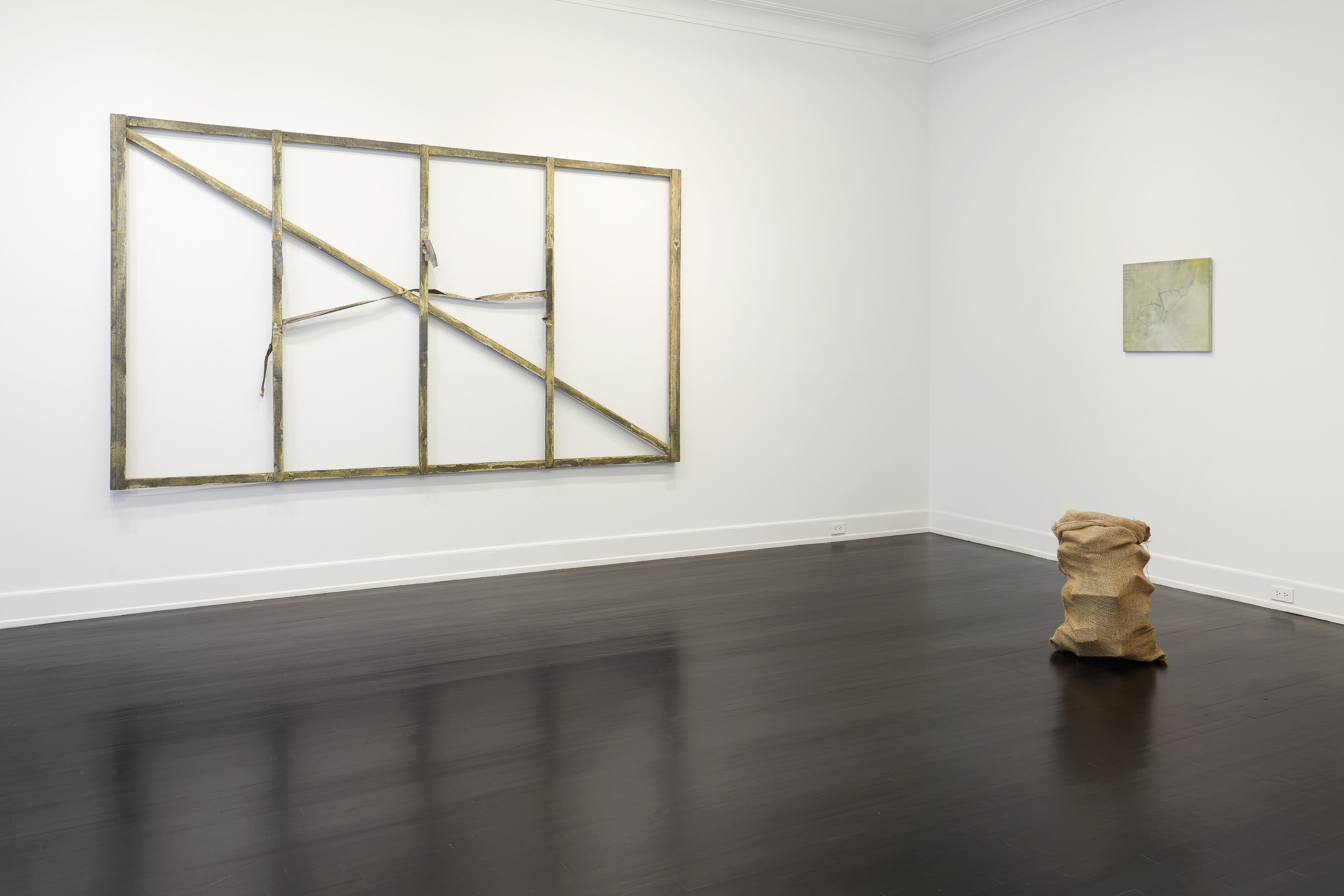 Georg Herold, Untitled at Petzel, photo 4