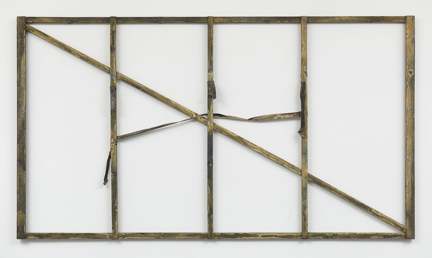 Georg Herold, Untitled at Petzel, photo 12