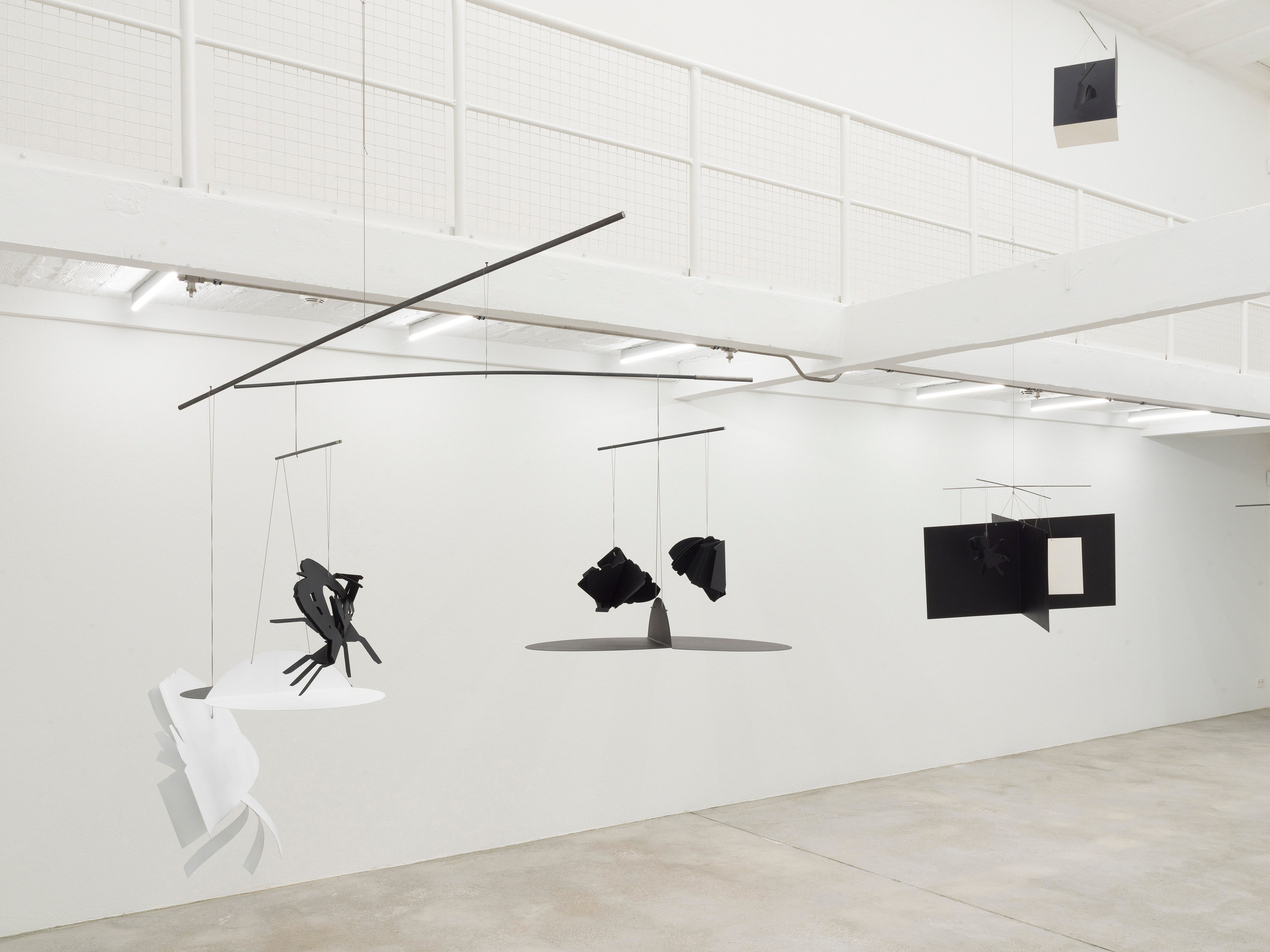 Harald Klingelhöller, Die Welt erzählt (zweifach, sternförmig) at Okey Dokey Konrad Fischer, photo 3