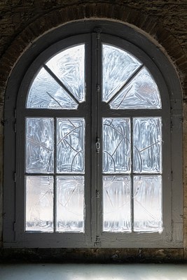 Image 6 of 20
