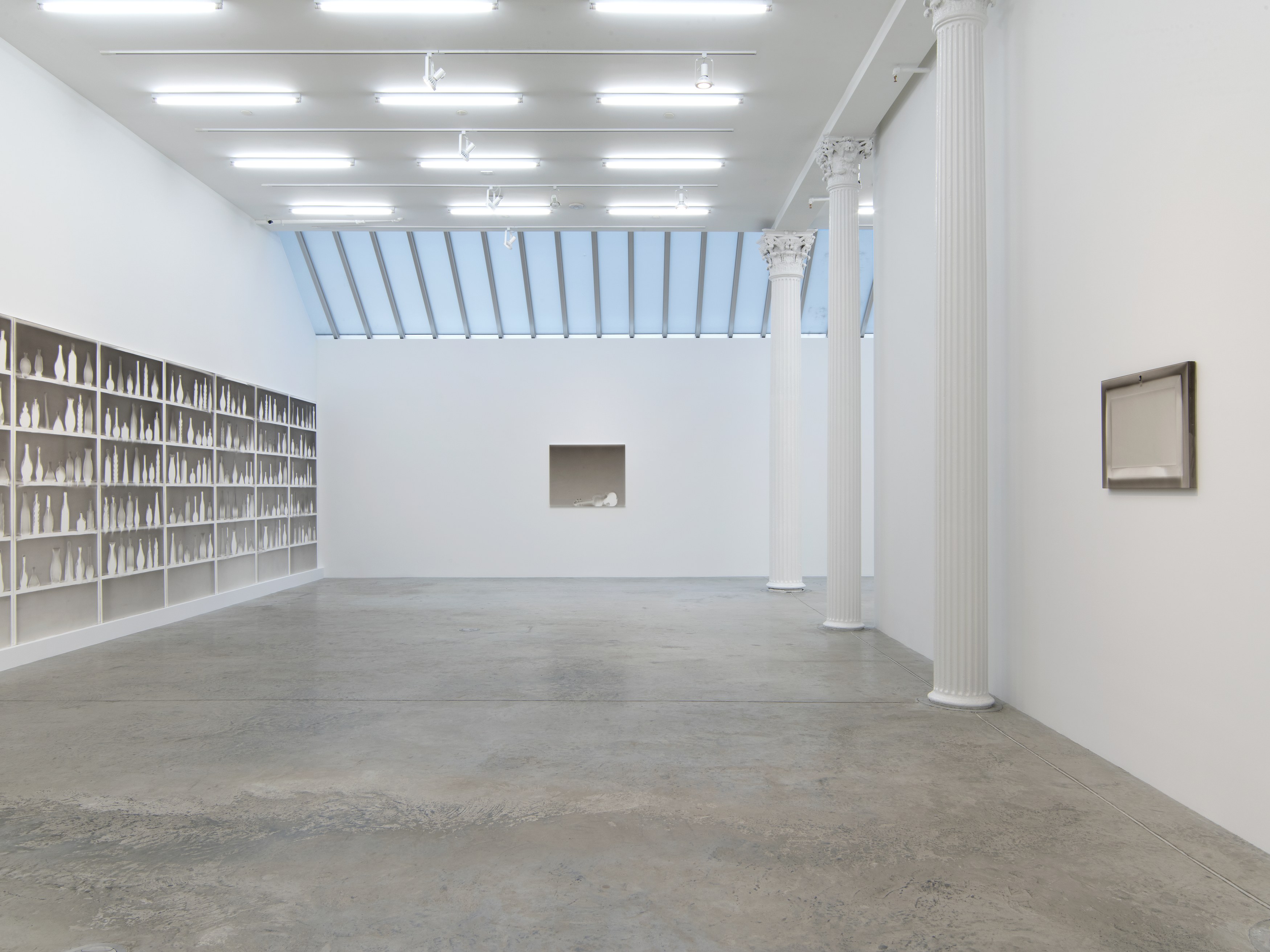 Claudio Parmiggiani, Claudio Parmiggiani at Bortolami, photo 20