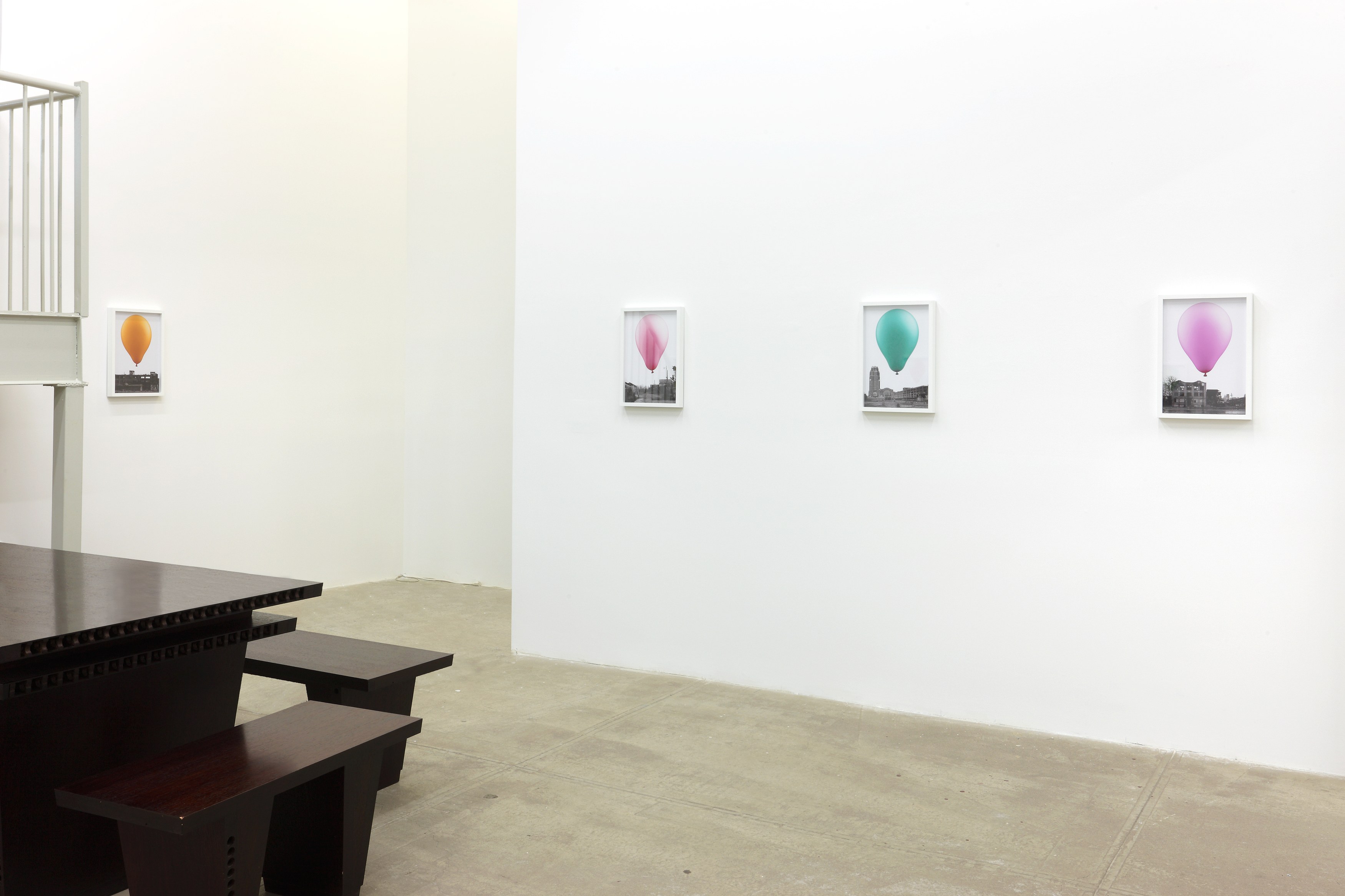 Scott King, A Balloon for America at Bortolami, photo 4