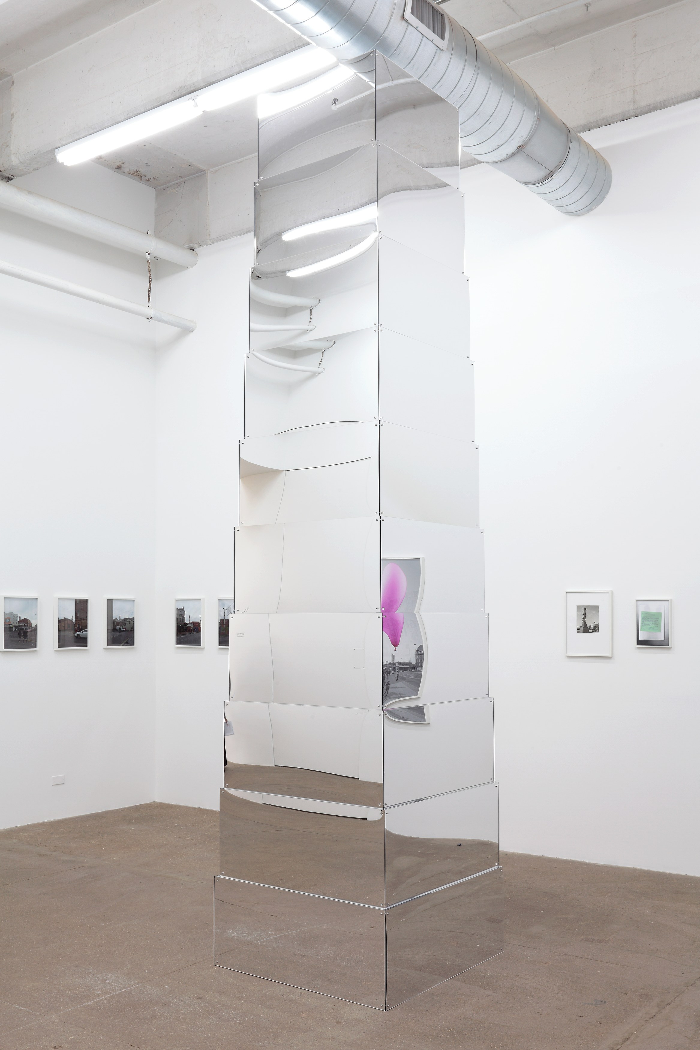 Scott King, Totem Motif at Bortolami, photo 8