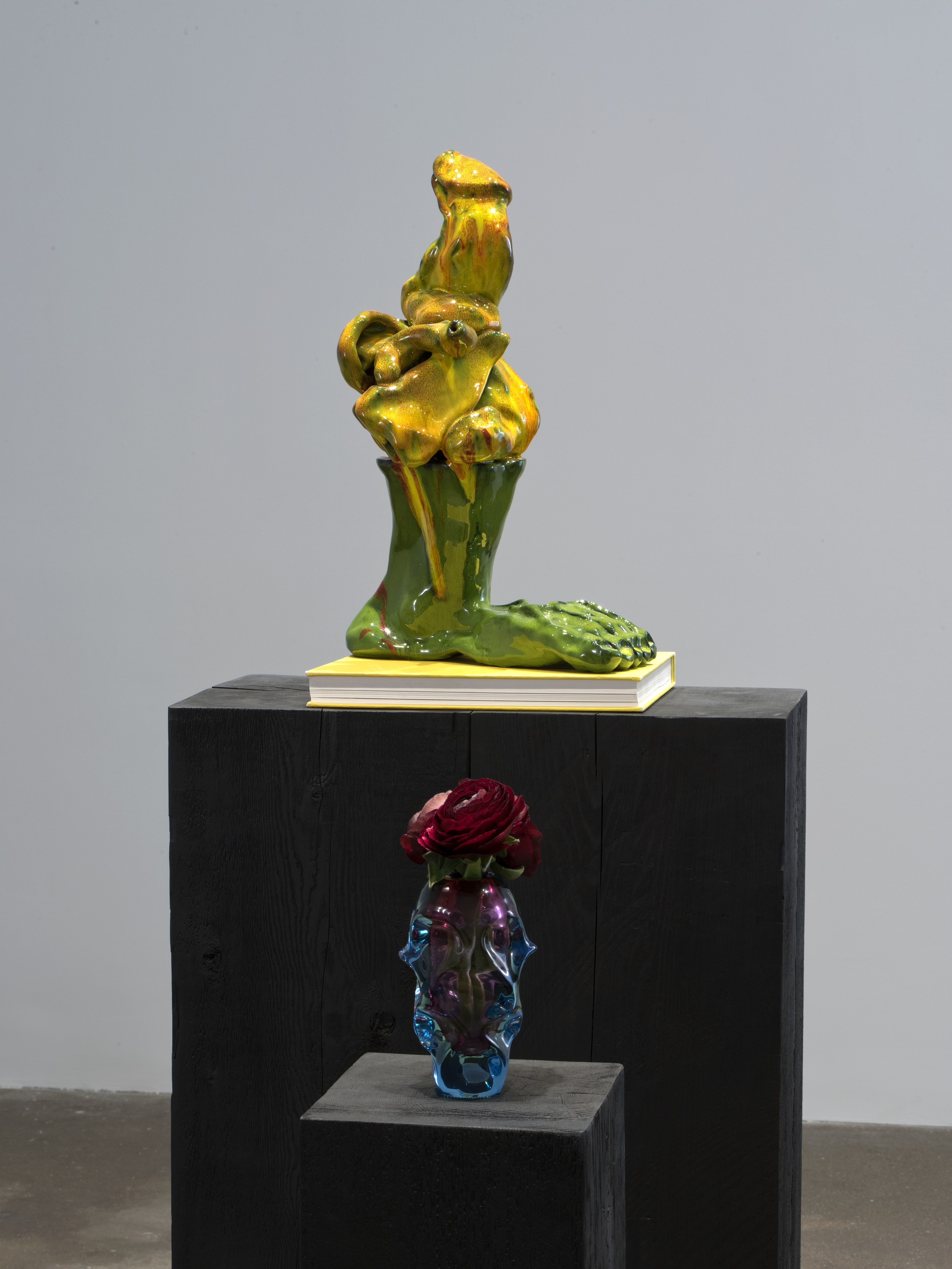 Nicolás Guagnini, Bibelots at Bortolami, photo 28
