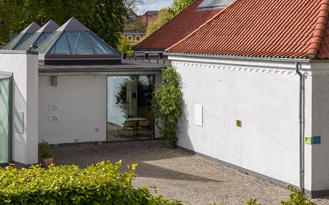 Image 10 of 57