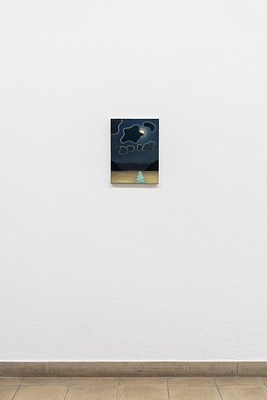 Image 7 of 28