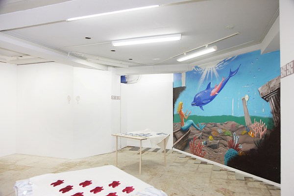 Image 5 of 70