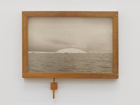 Image 7 of 28