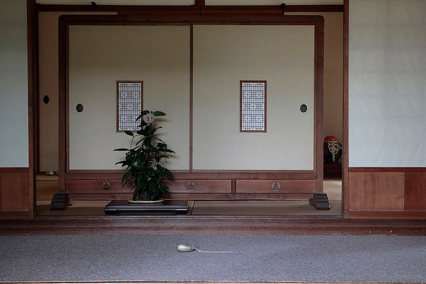Image 7 of 76